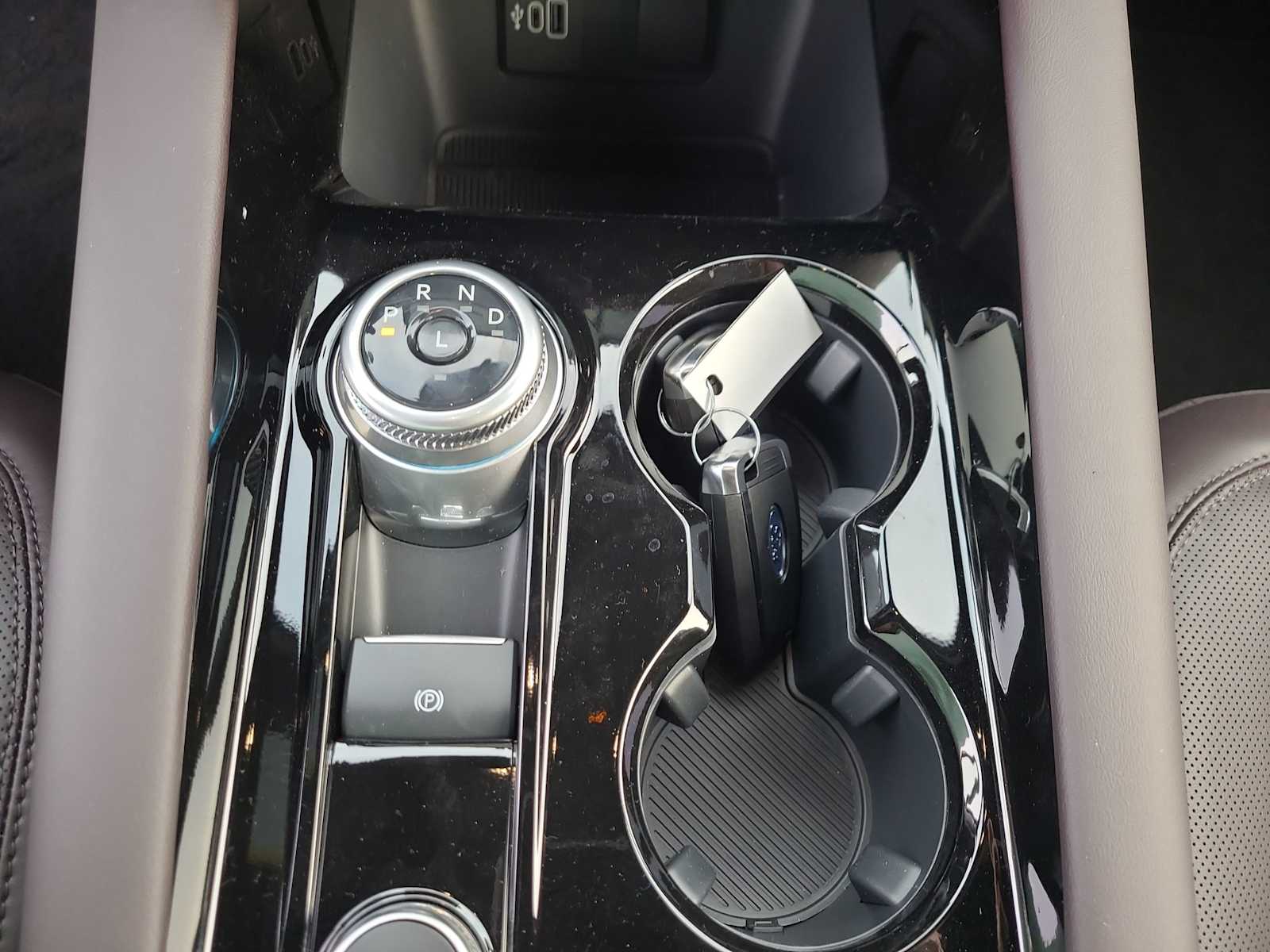 Thumbnail: 2026 Ford Explorer - 25