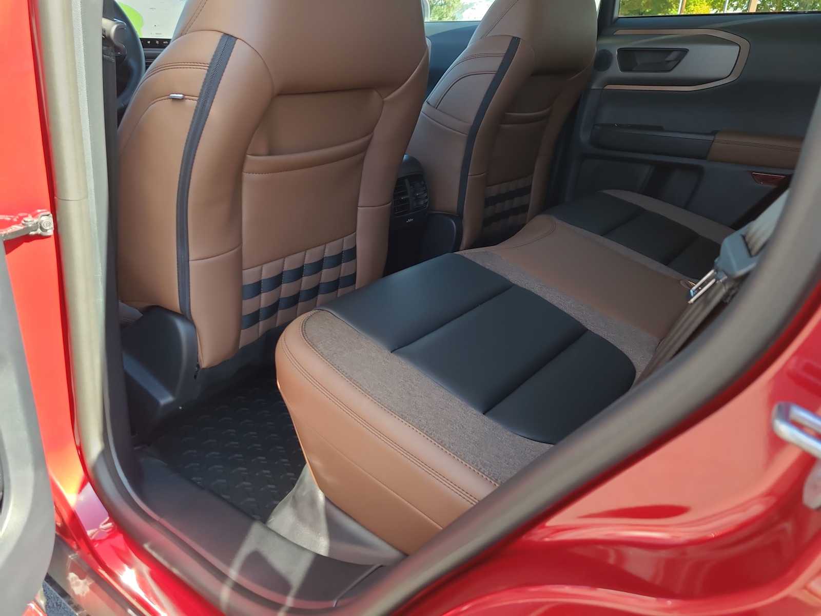 Thumbnail: 2025 Ford Bronco Sport - 20