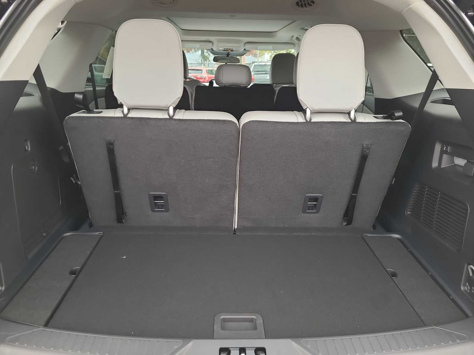 Thumbnail: 2025 Ford Explorer - 27