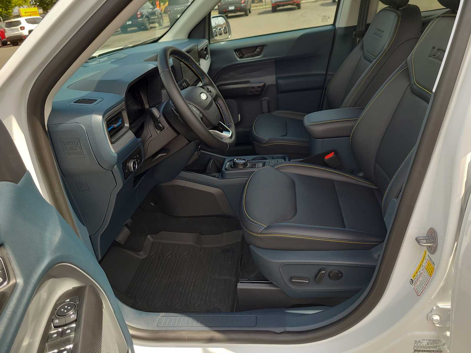 Thumbnail: 2025 Ford Maverick - 19