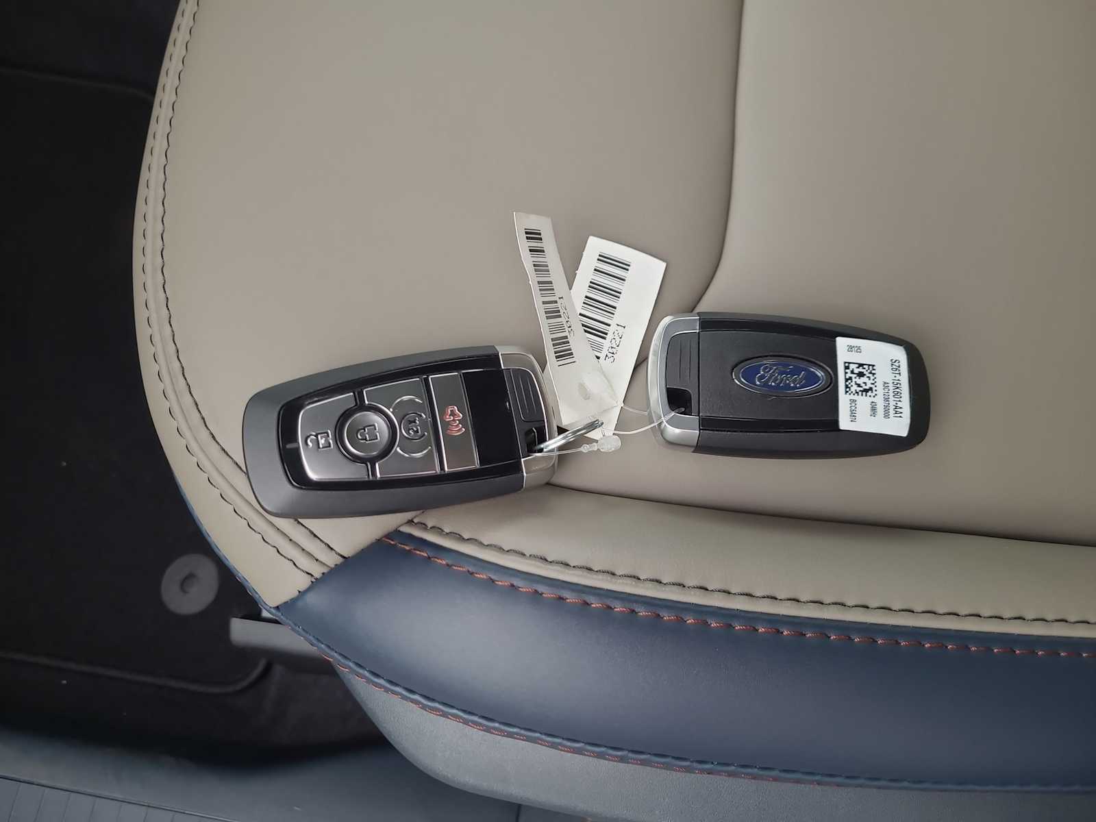 Thumbnail: 2025 Ford Maverick - 28