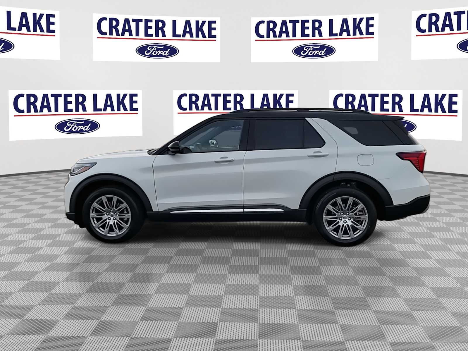 Thumbnail: 2026 Ford Explorer - 5