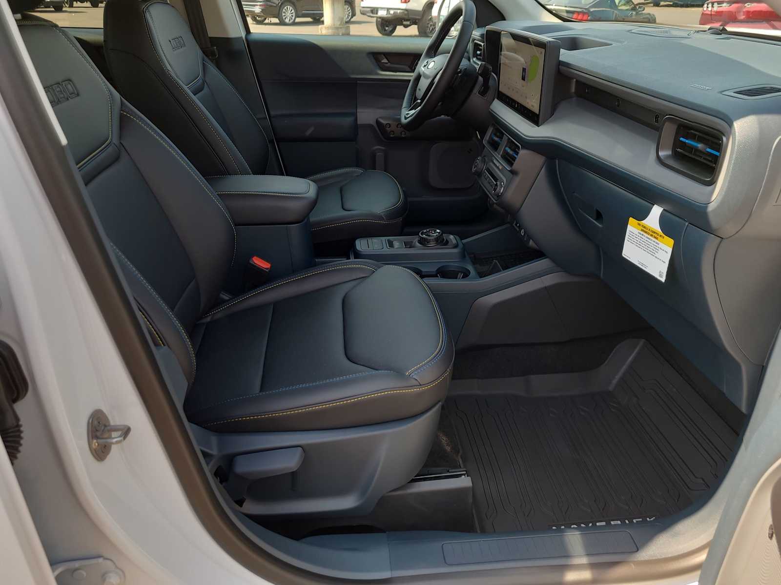 Thumbnail: 2025 Ford Maverick - 22