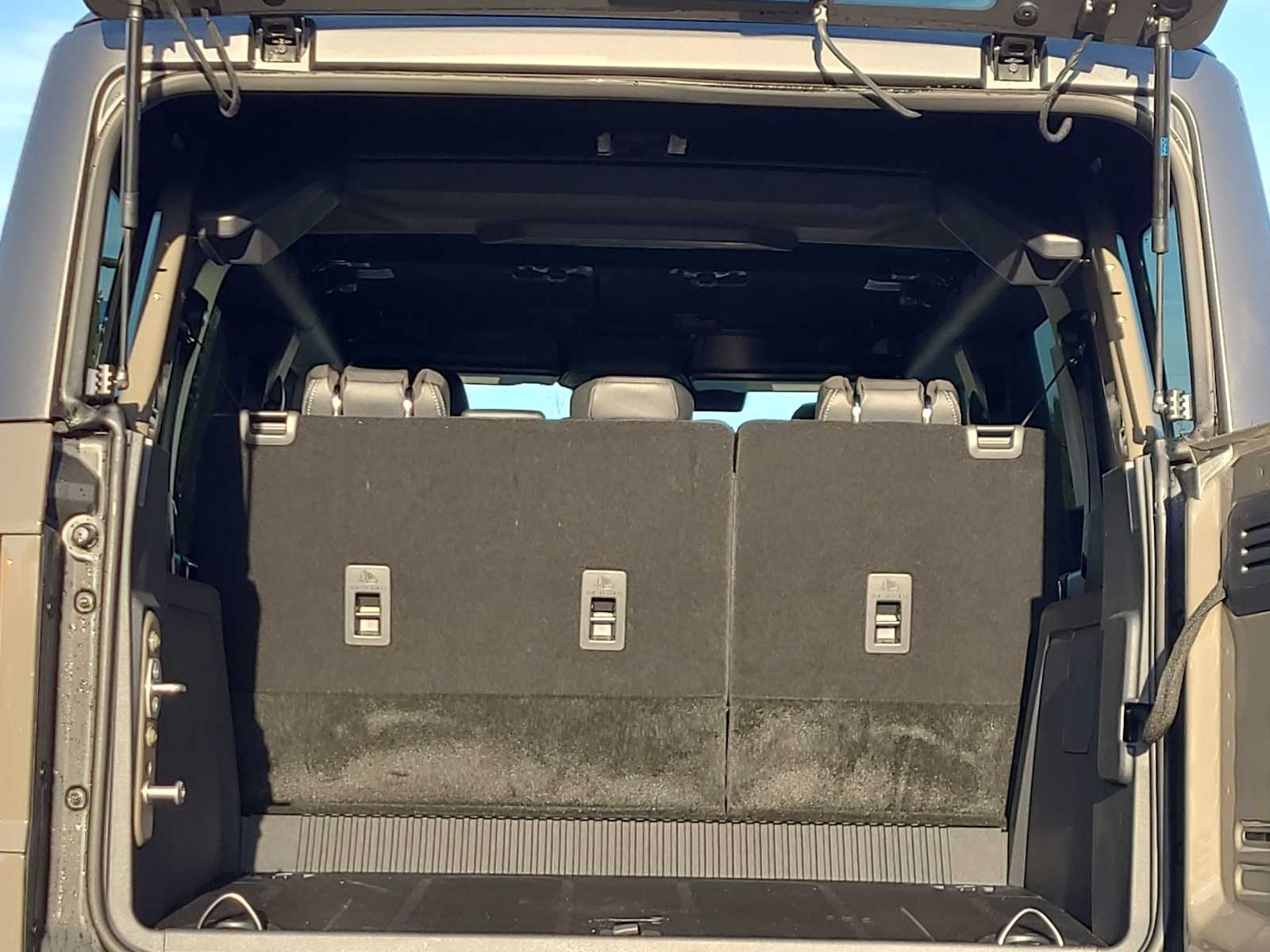 Thumbnail: 2025 Ford Bronco - 27