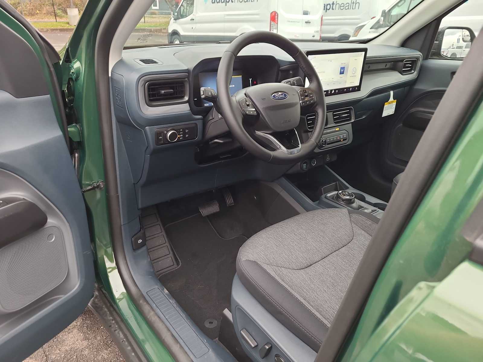 Thumbnail: 2025 Ford Maverick - 10