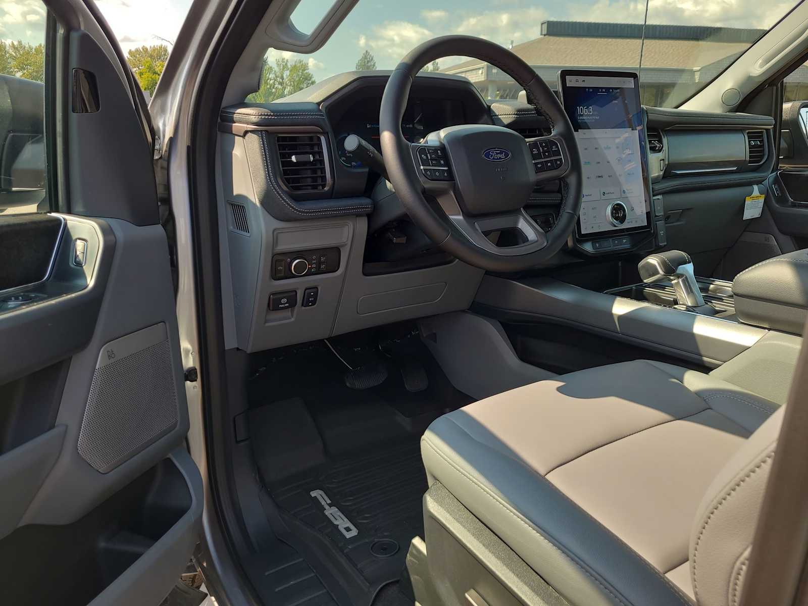 Thumbnail: 2025 Ford F-150 - 10