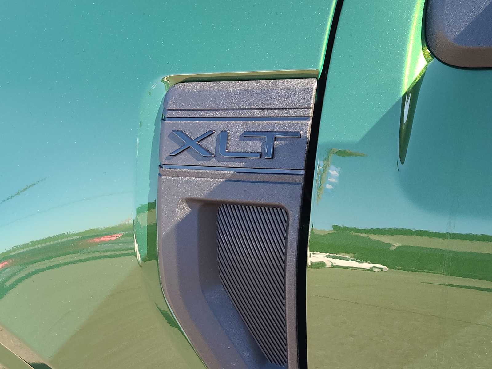 Thumbnail: 2025 Ford Maverick - 15