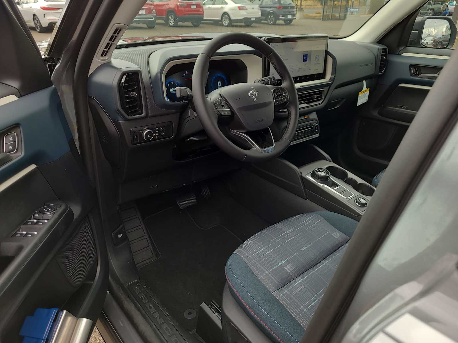 Thumbnail: 2025 Ford Bronco Sport - 10