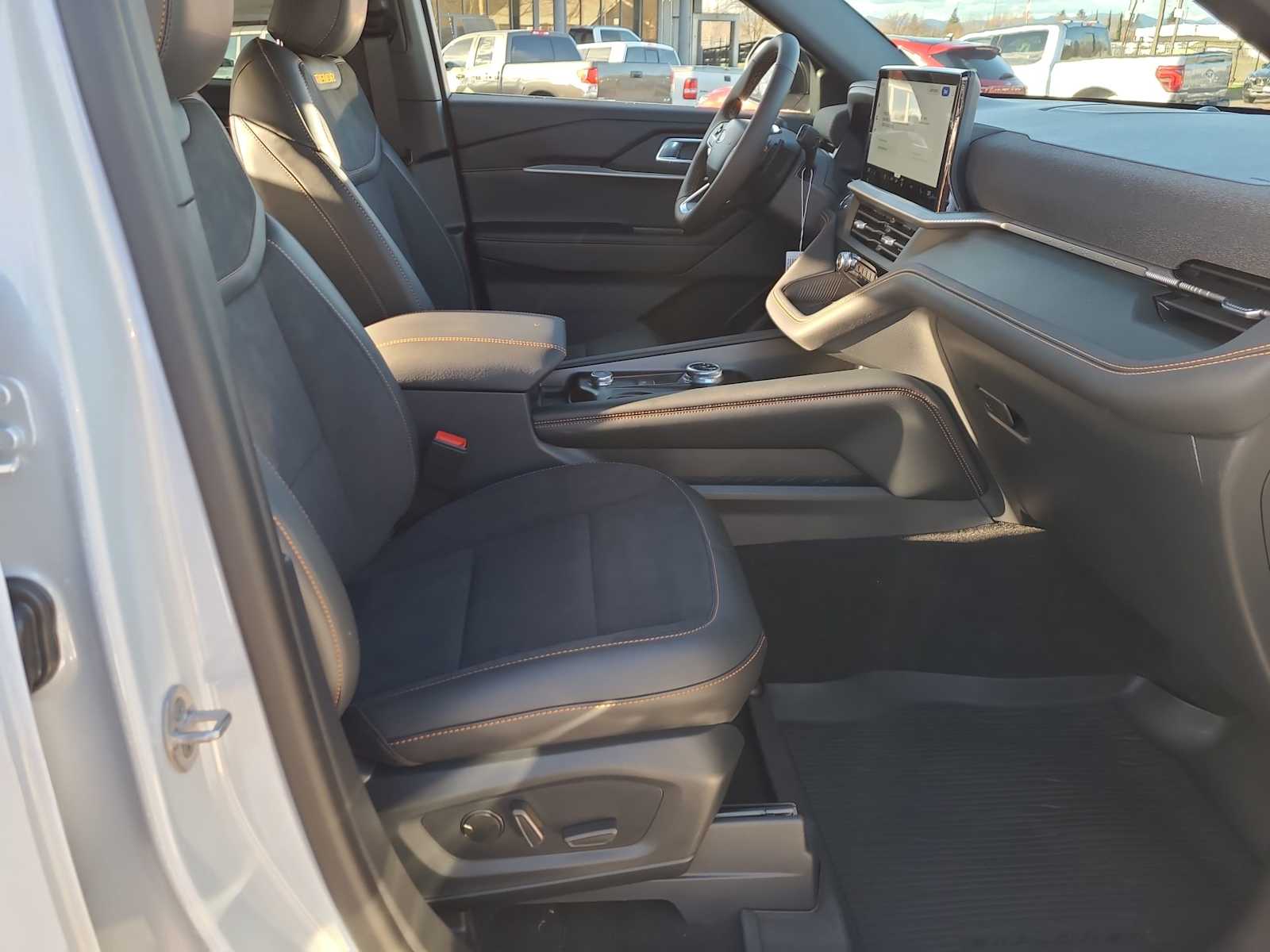 Thumbnail: 2026 Ford Explorer - 22