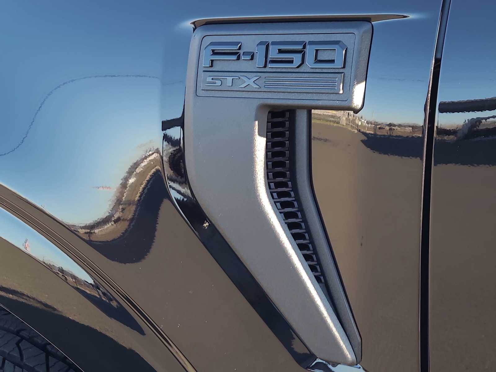 Thumbnail: 2025 Ford F-150 - 15