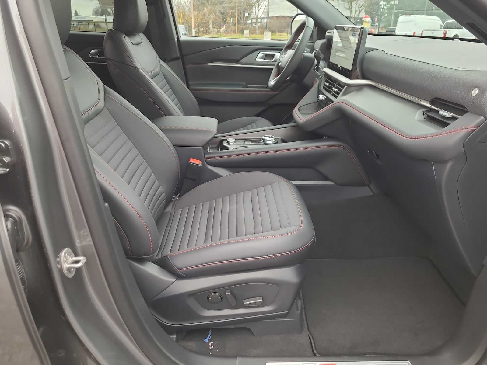 Thumbnail: 2026 Ford Explorer - 22