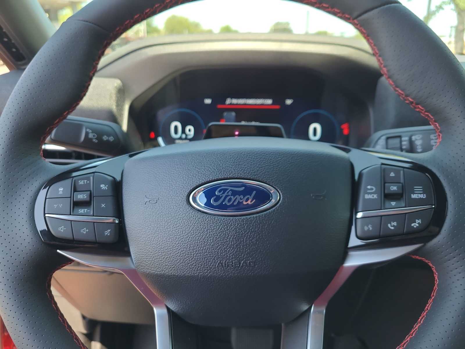 Thumbnail: 2025 Ford Explorer - 23