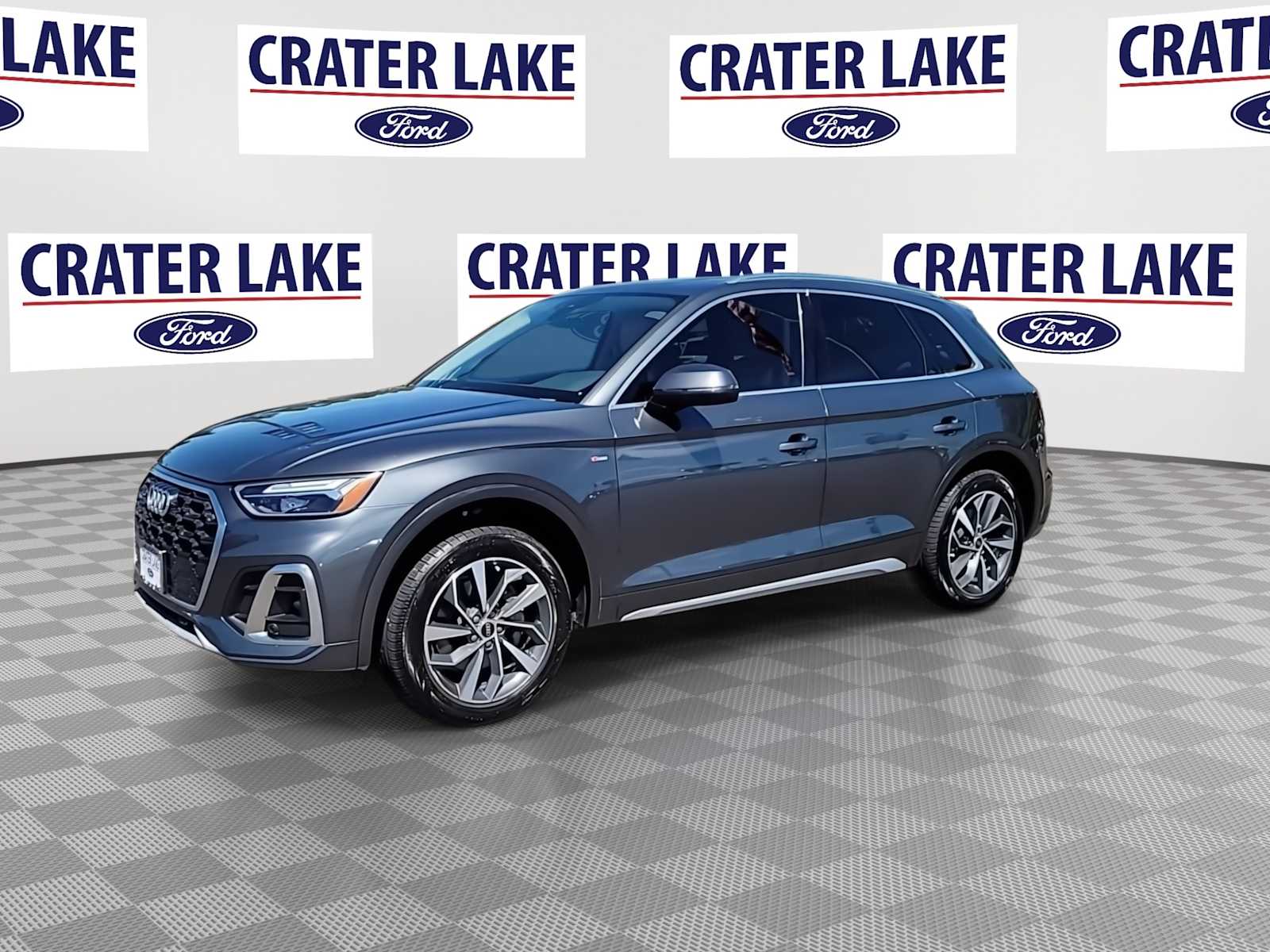 2022 Audi Q5 45 S line Premium photo 2