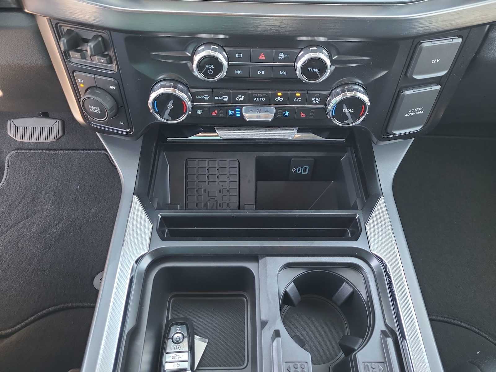 Thumbnail: 2025 Ford F-250 - 25