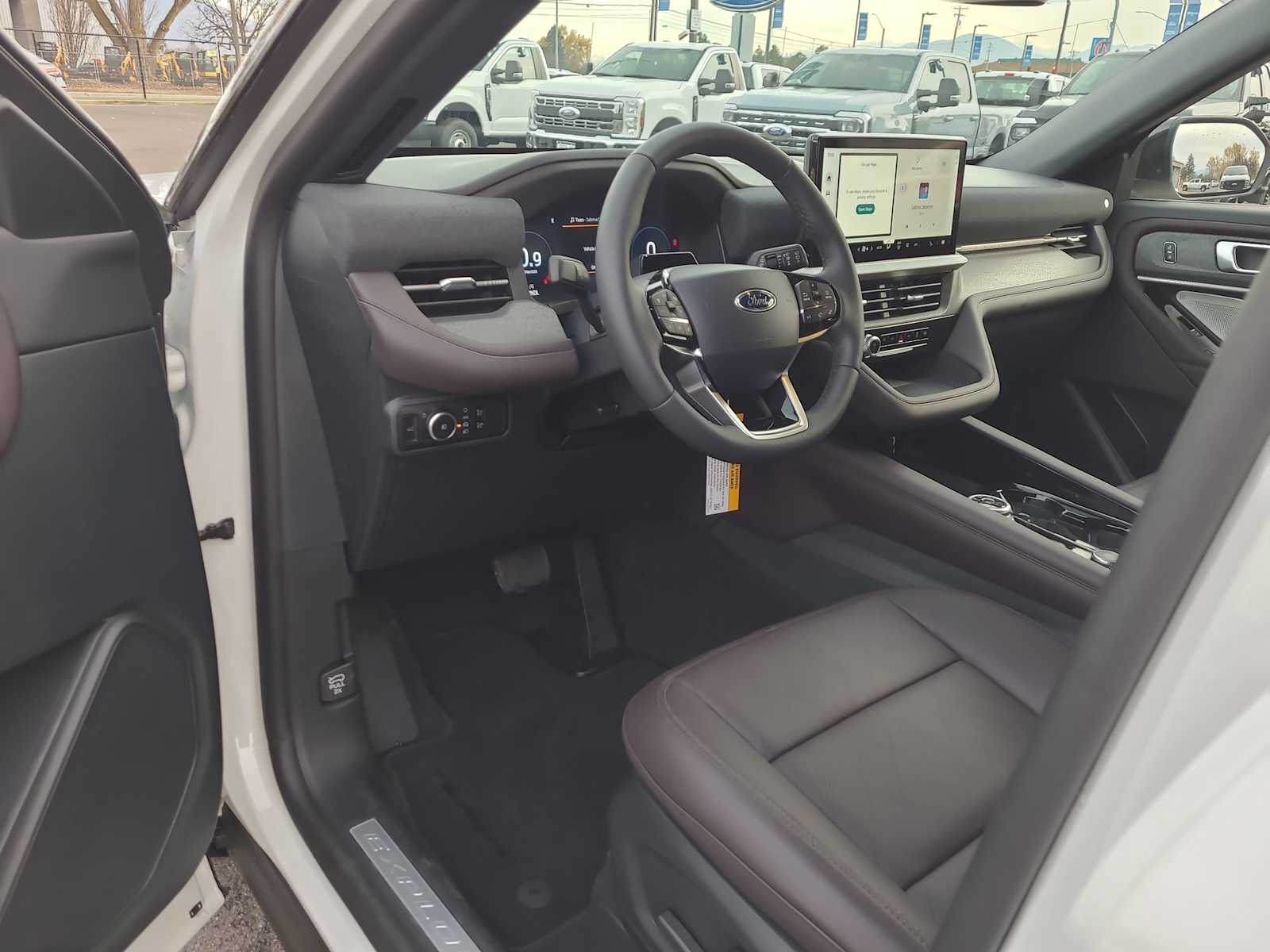 Thumbnail: 2026 Ford Explorer - 10