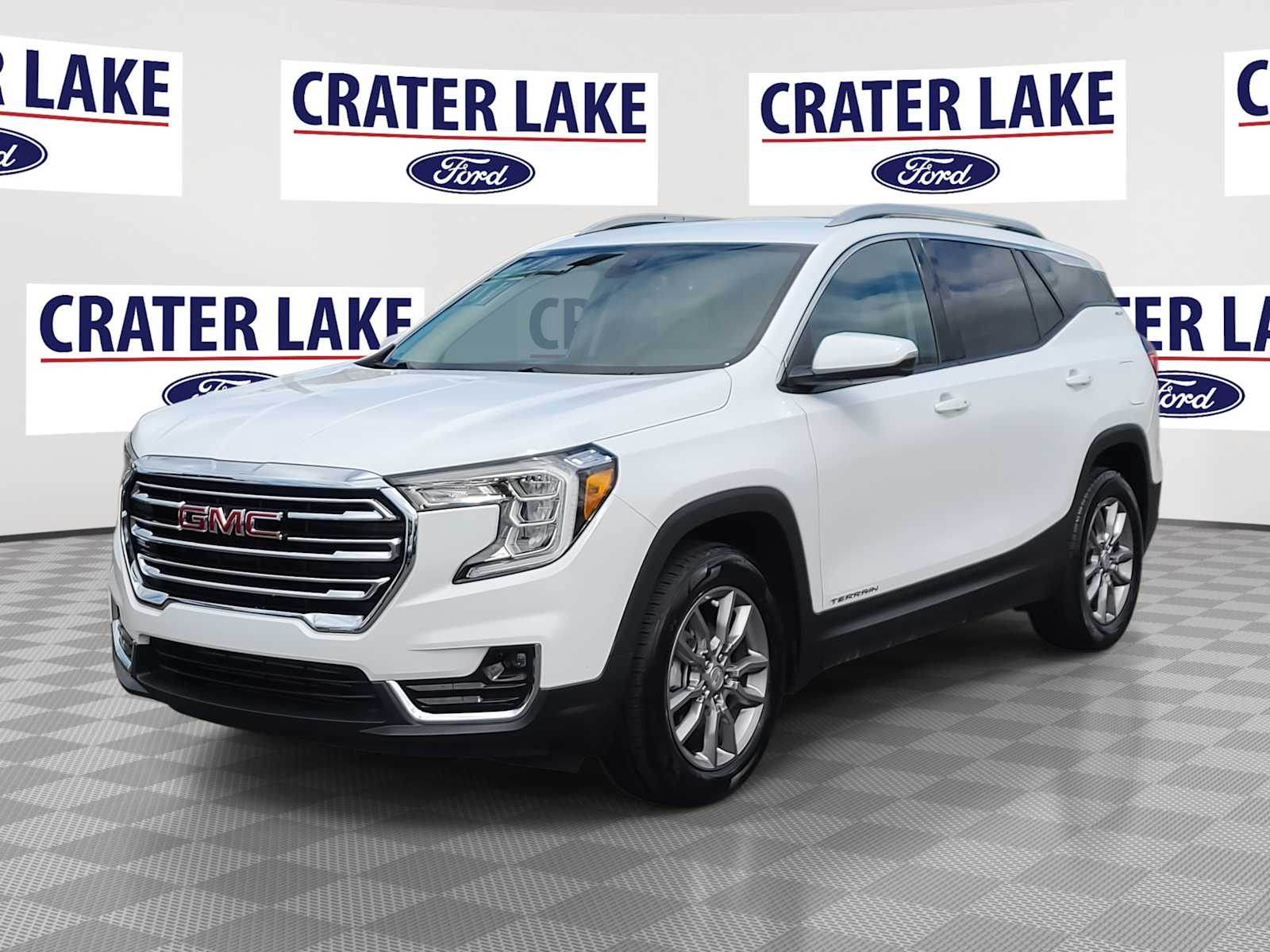 2024 GMC Terrain SLT FWD's photo