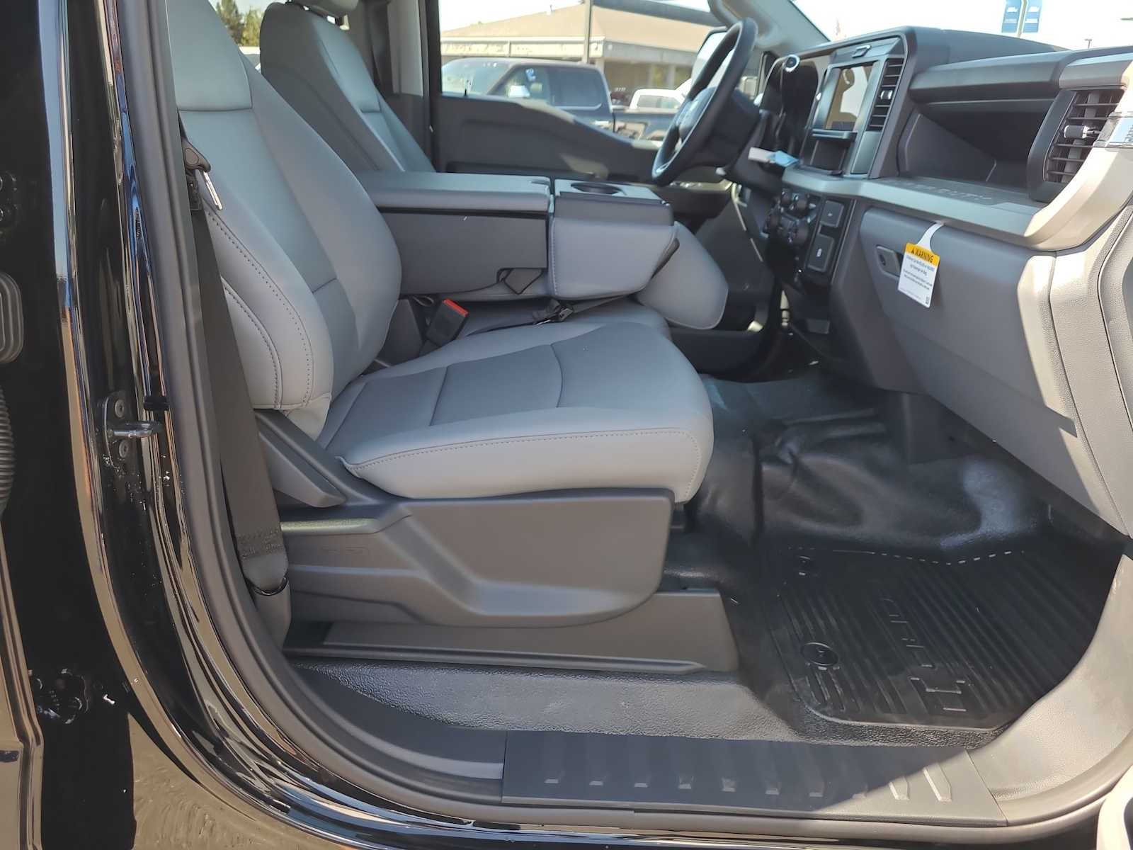 Thumbnail: 2025 Ford F-250 - 22