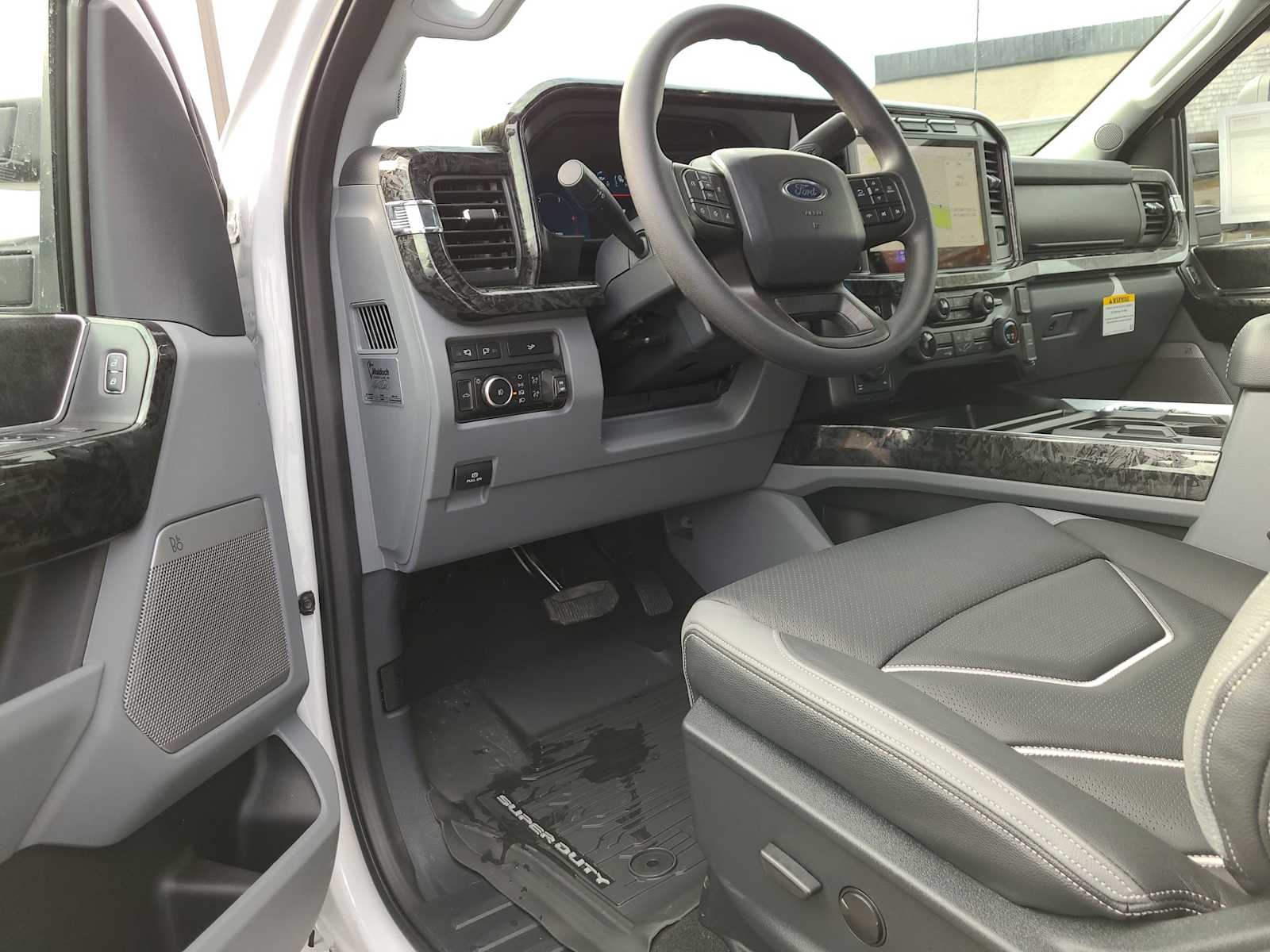 Thumbnail: 2024 Ford F-250 - 10