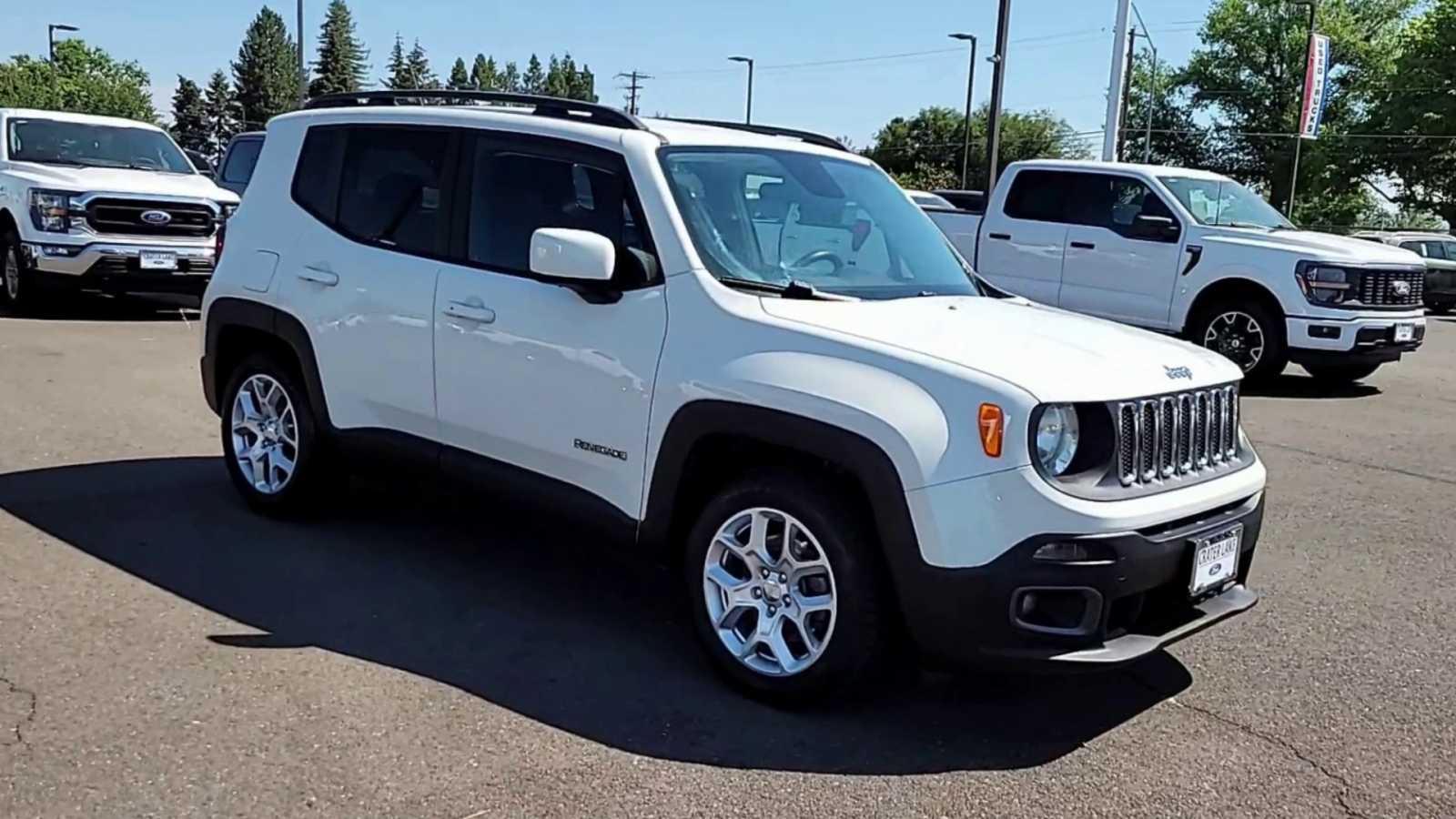 Used 2016 Jeep Renegade Latitude with VIN ZACCJABT7GPC42814 for sale in Medford, OR