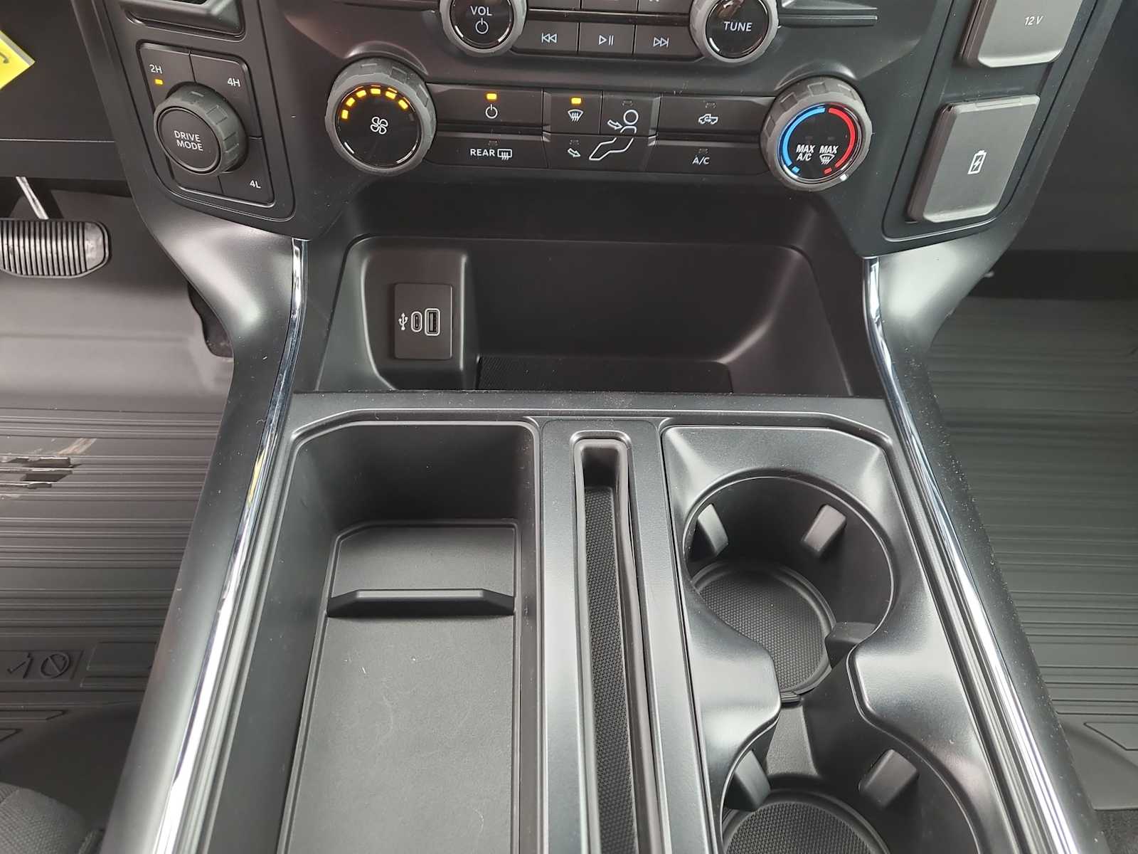 Thumbnail: 2025 Ford F-150 - 25