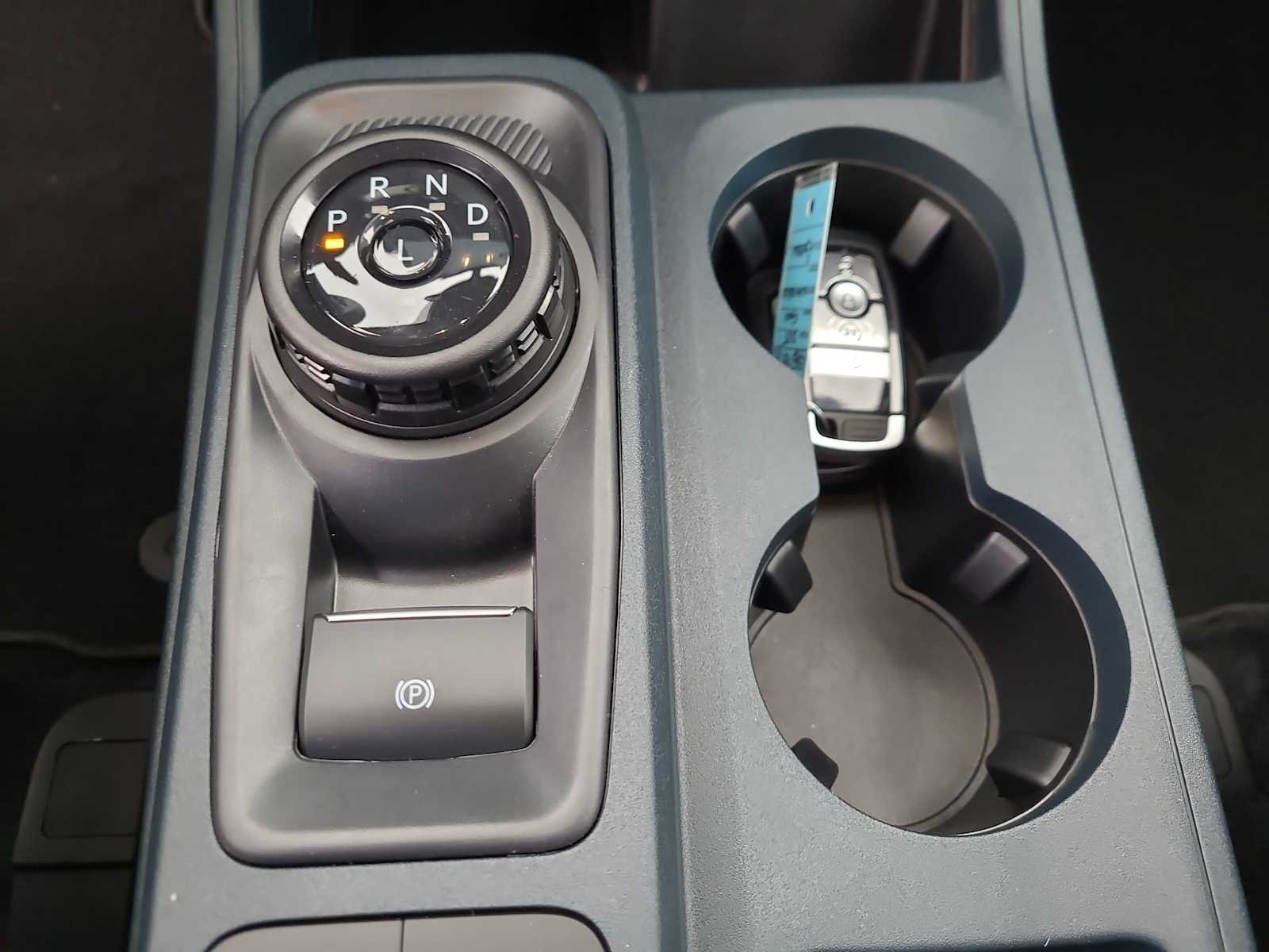 Thumbnail: 2025 Ford Maverick - 25