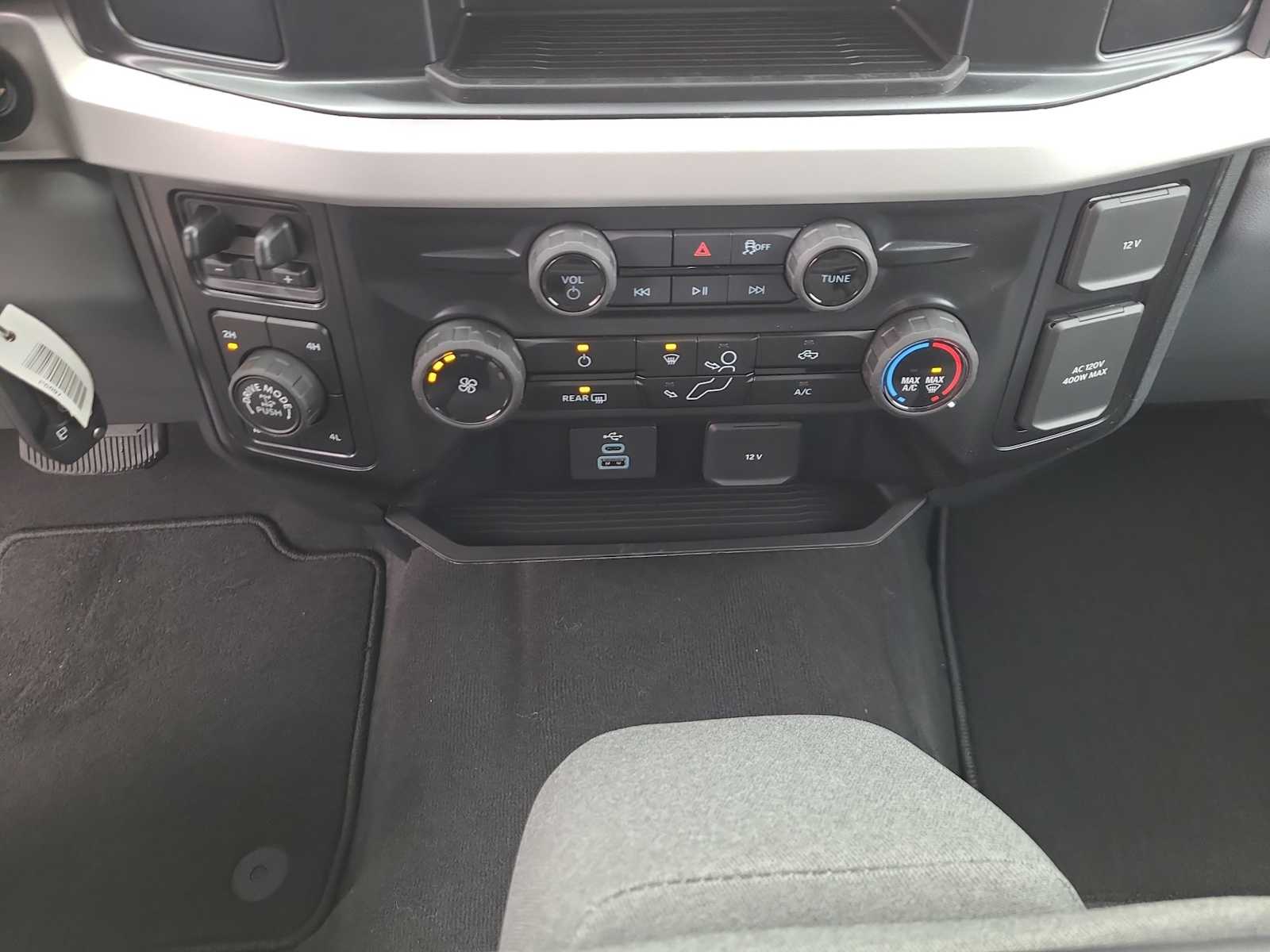 Thumbnail: 2026 Ford F-250 - 25