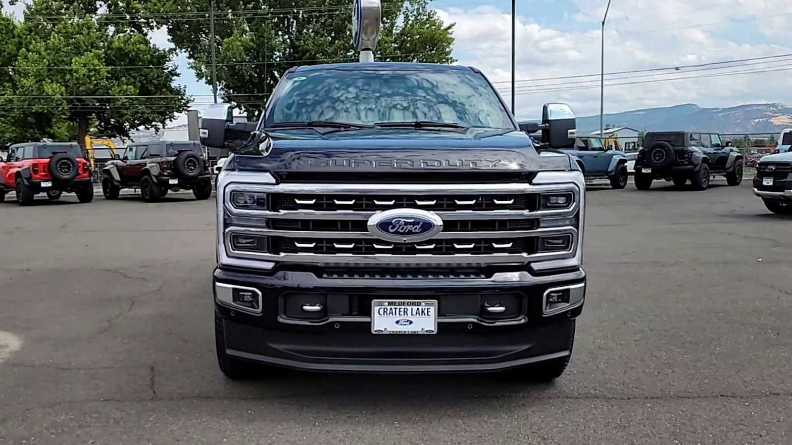 2024 Ford F-250 Platinum photo 3