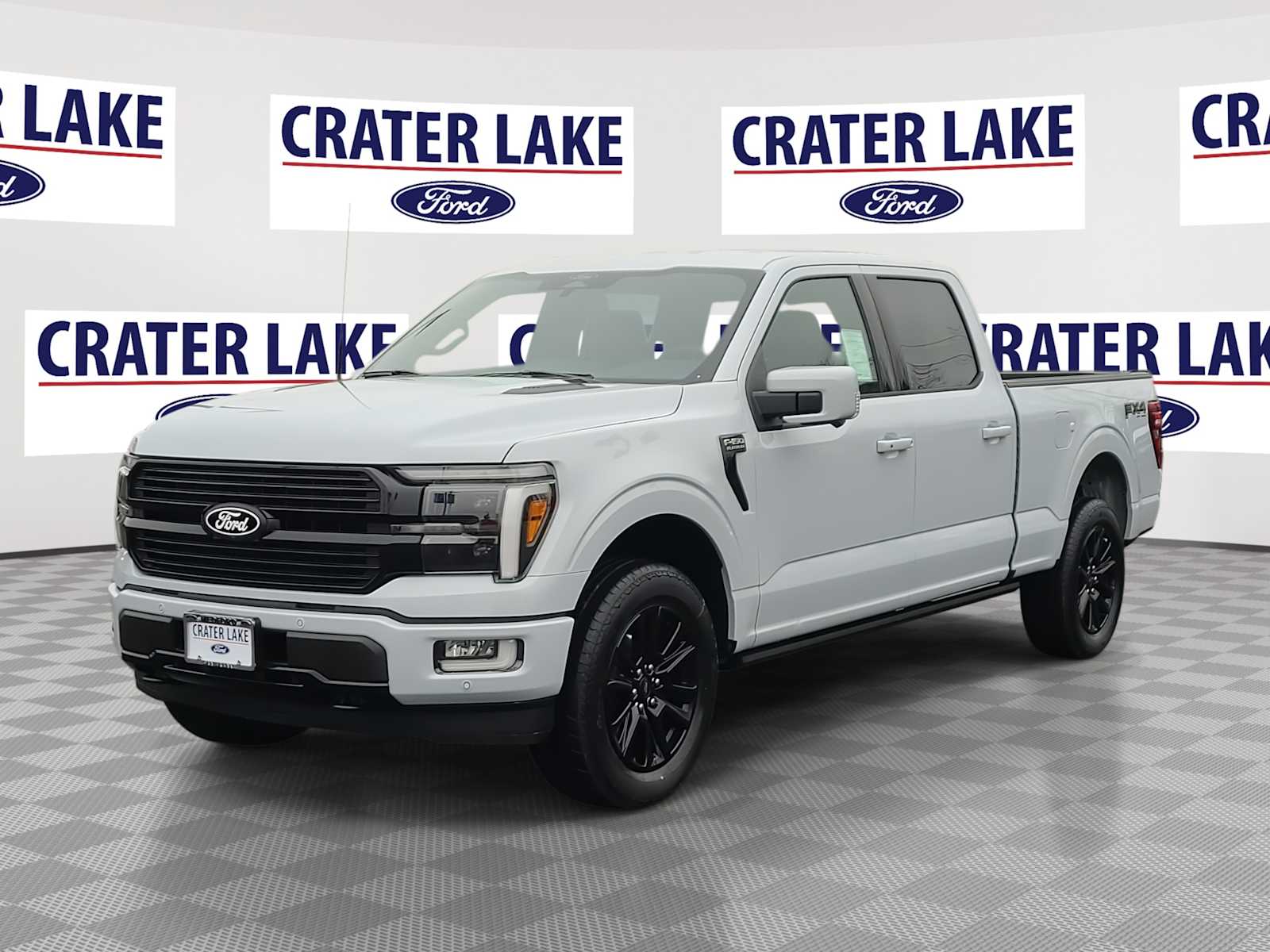 2025 Ford F-150 Platinum's photo