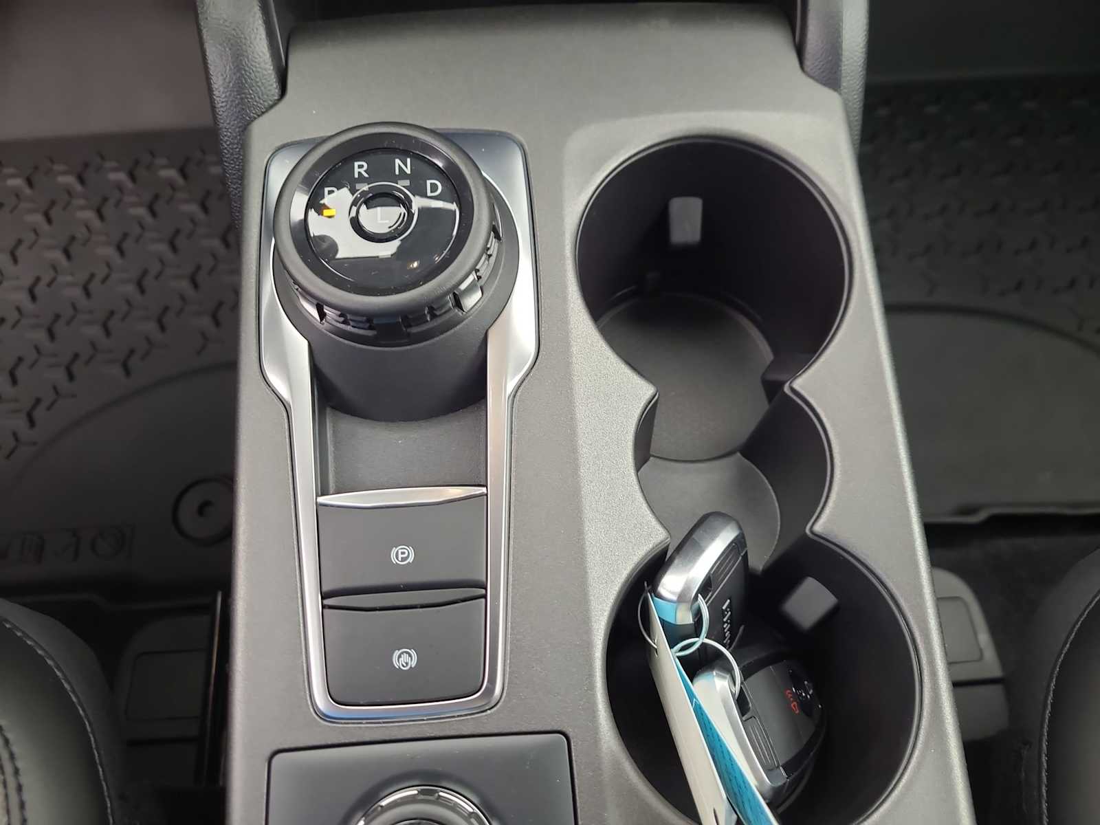 Thumbnail: 2025 Ford Bronco Sport - 25