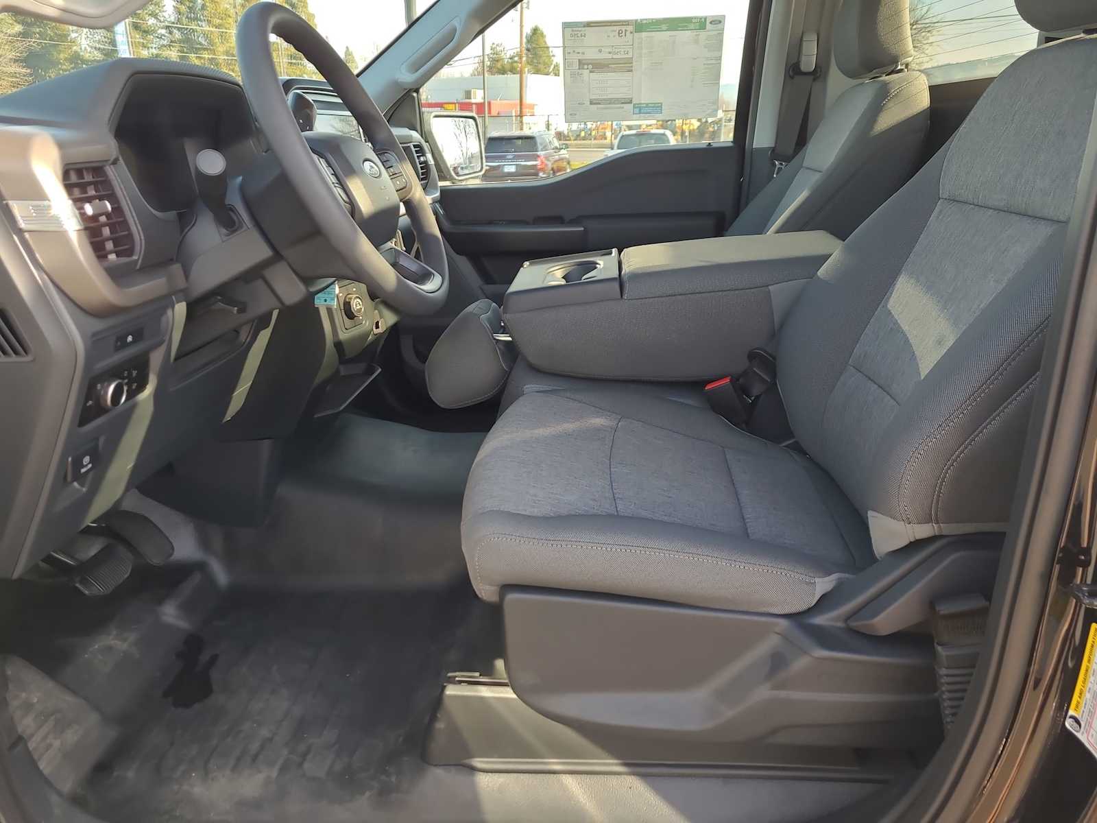 Thumbnail: 2025 Ford F-150 - 19