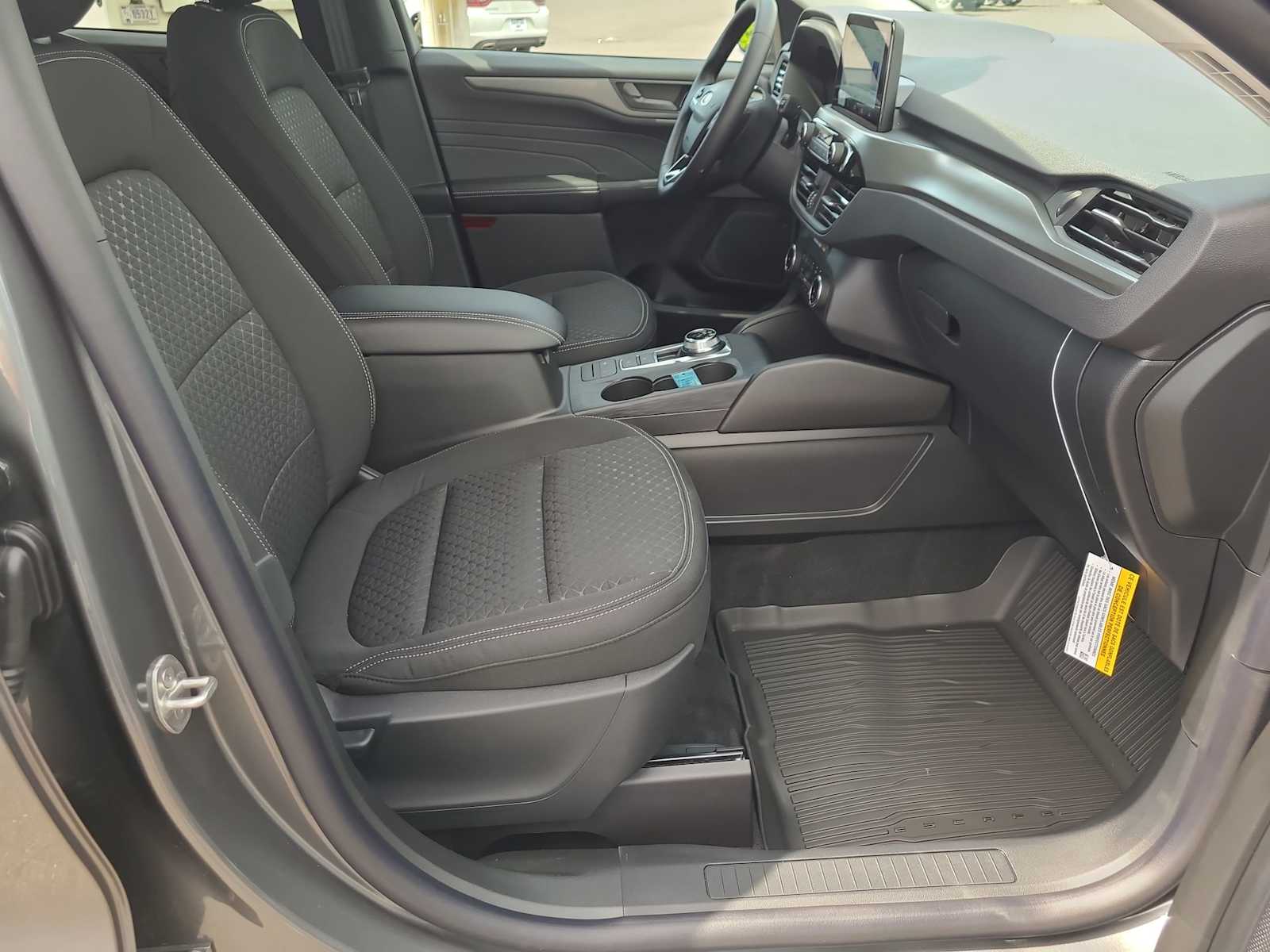 Thumbnail: 2025 Ford Escape - 22