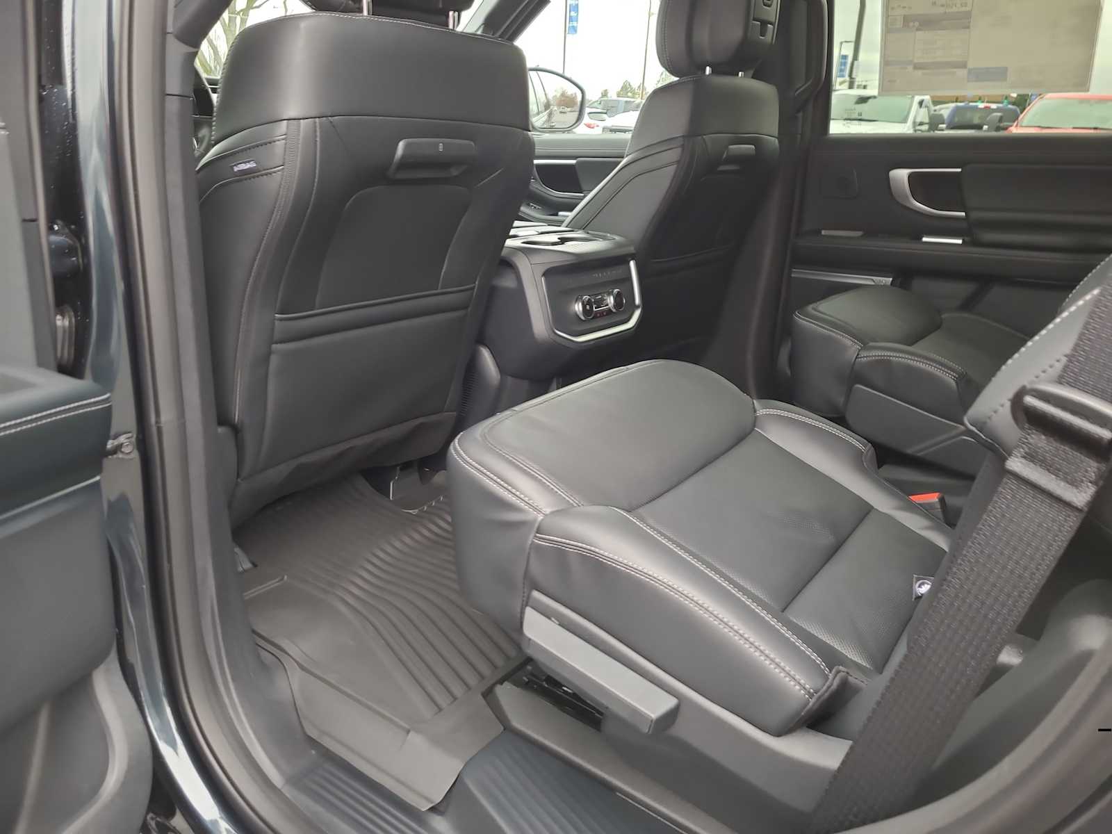 Thumbnail: 2026 Ford Expedition - 20