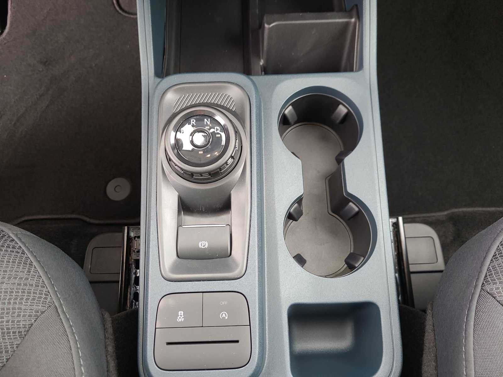 Thumbnail: 2025 Ford Maverick - 25