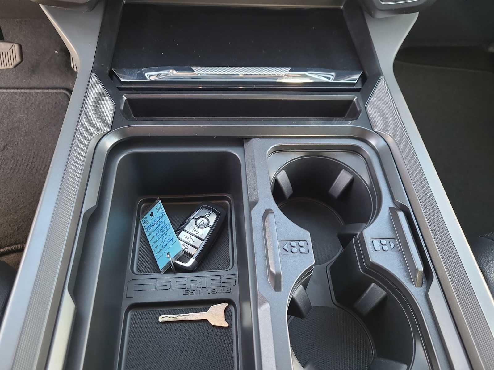 Thumbnail: 2026 Ford F-250 - 25