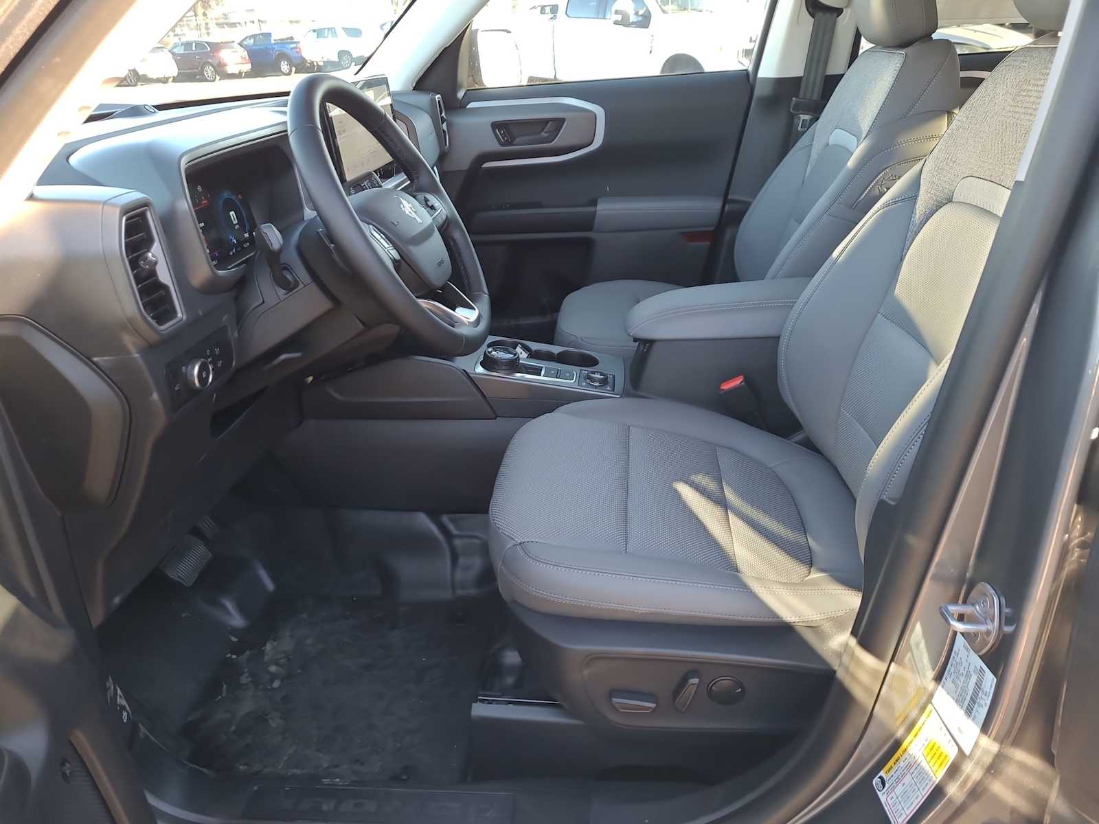 Thumbnail: 2025 Ford Bronco Sport - 19