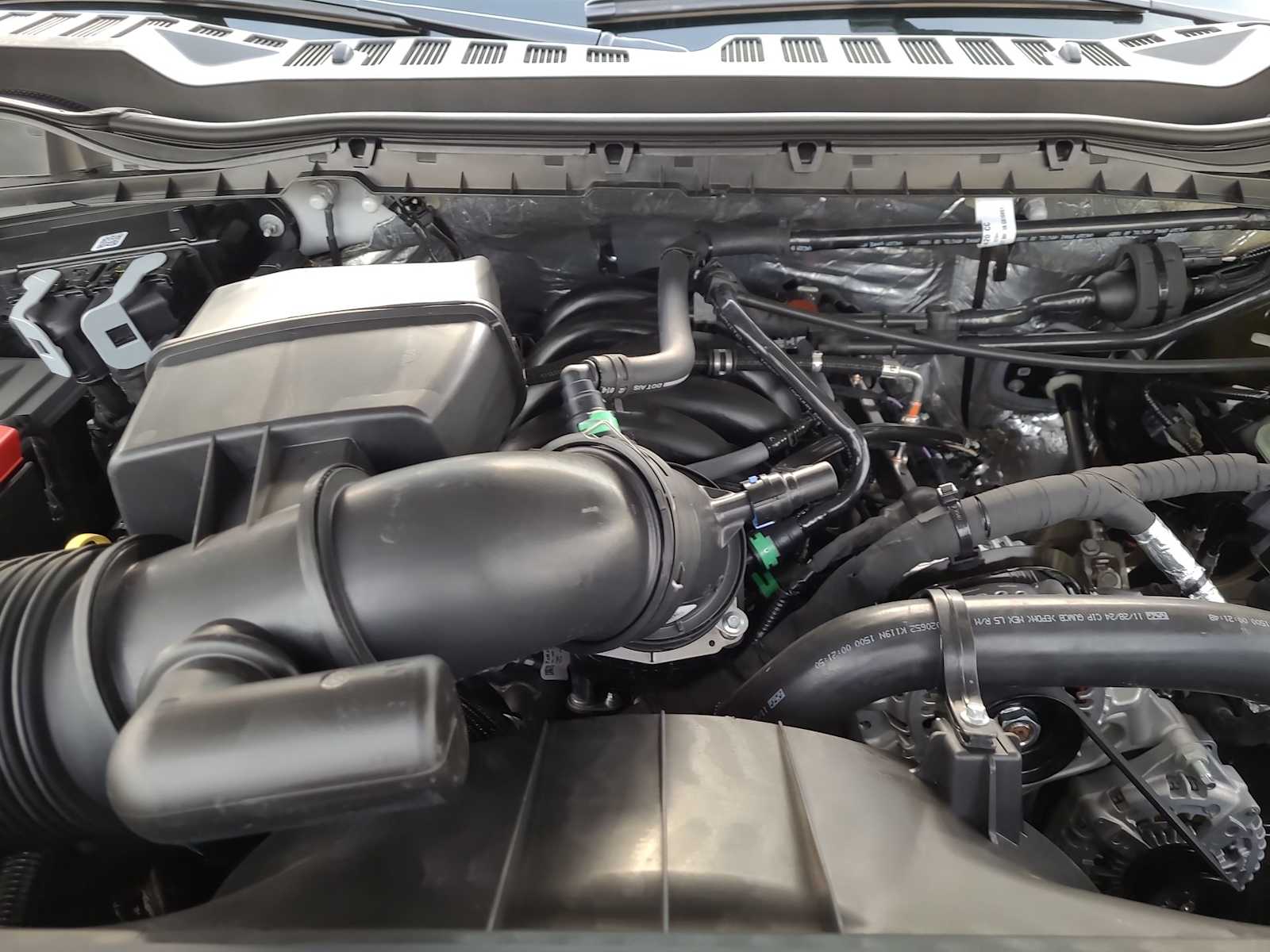 Thumbnail: 2025 Ford F-350 - 17