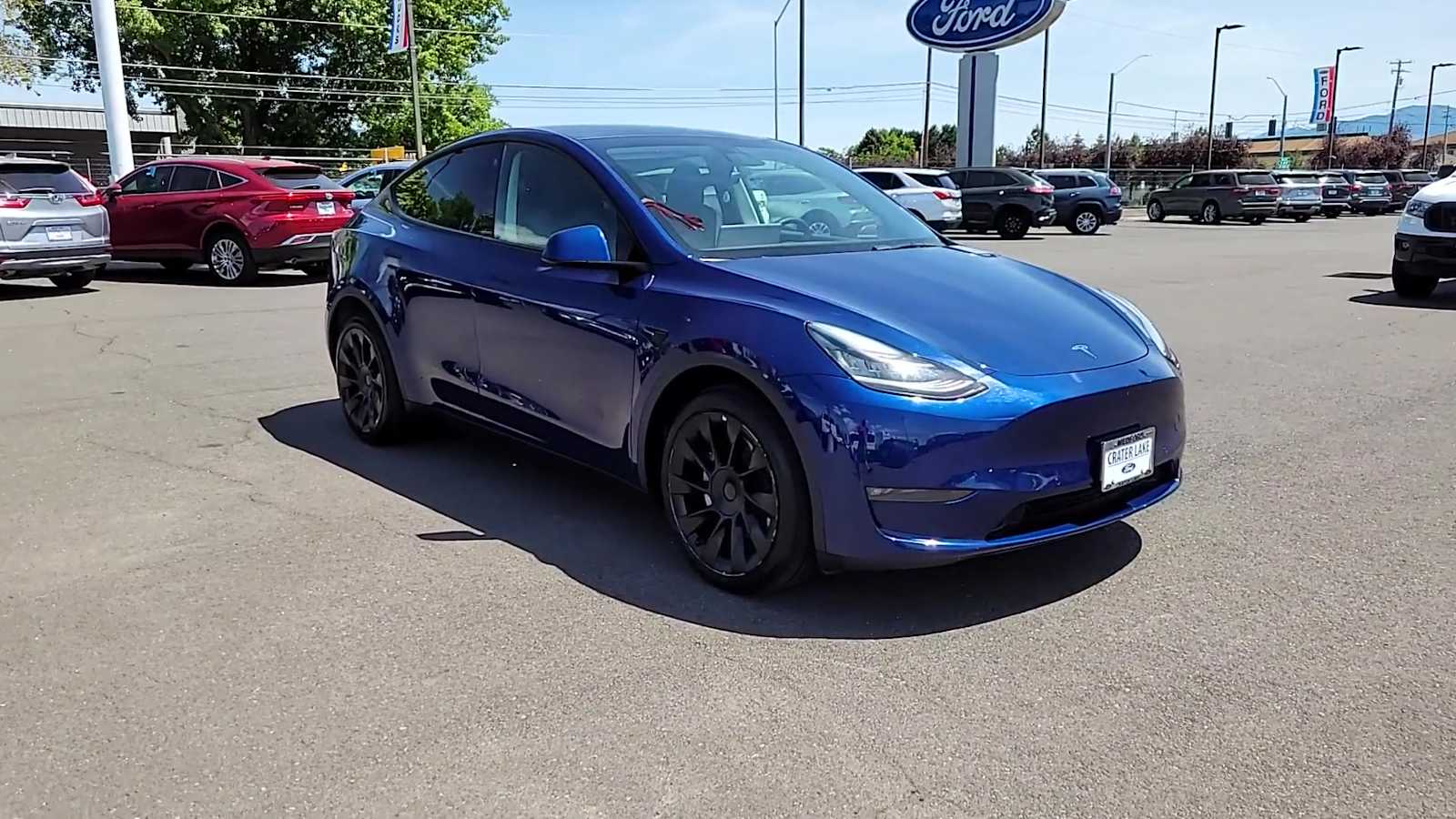 Used 2022 Tesla Model Y Long Range with VIN 7SAYGDEE8NF387063 for sale in Medford, OR