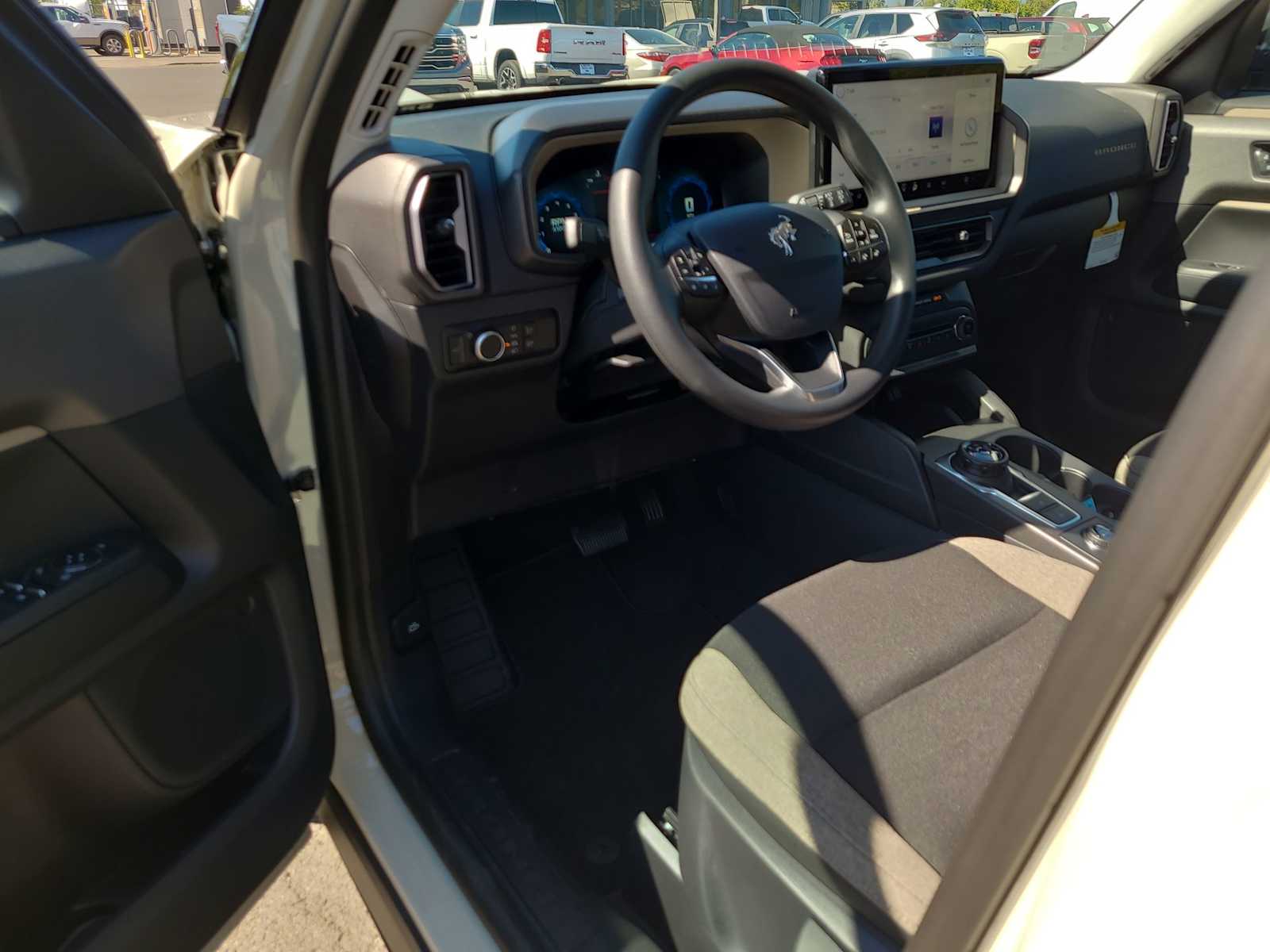 Thumbnail: 2025 Ford Bronco Sport - 10