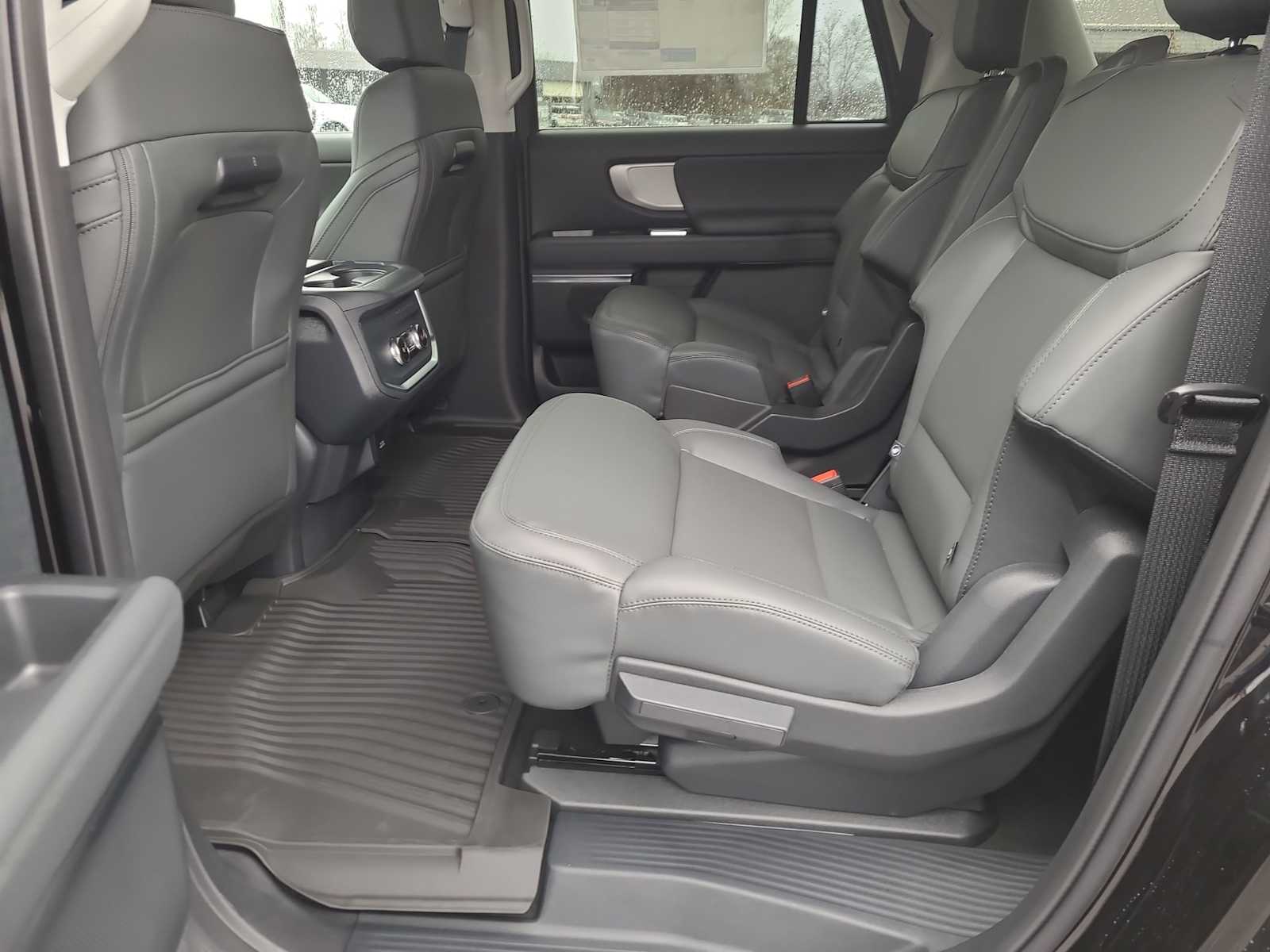 Thumbnail: 2026 Ford Expedition MAX - 21