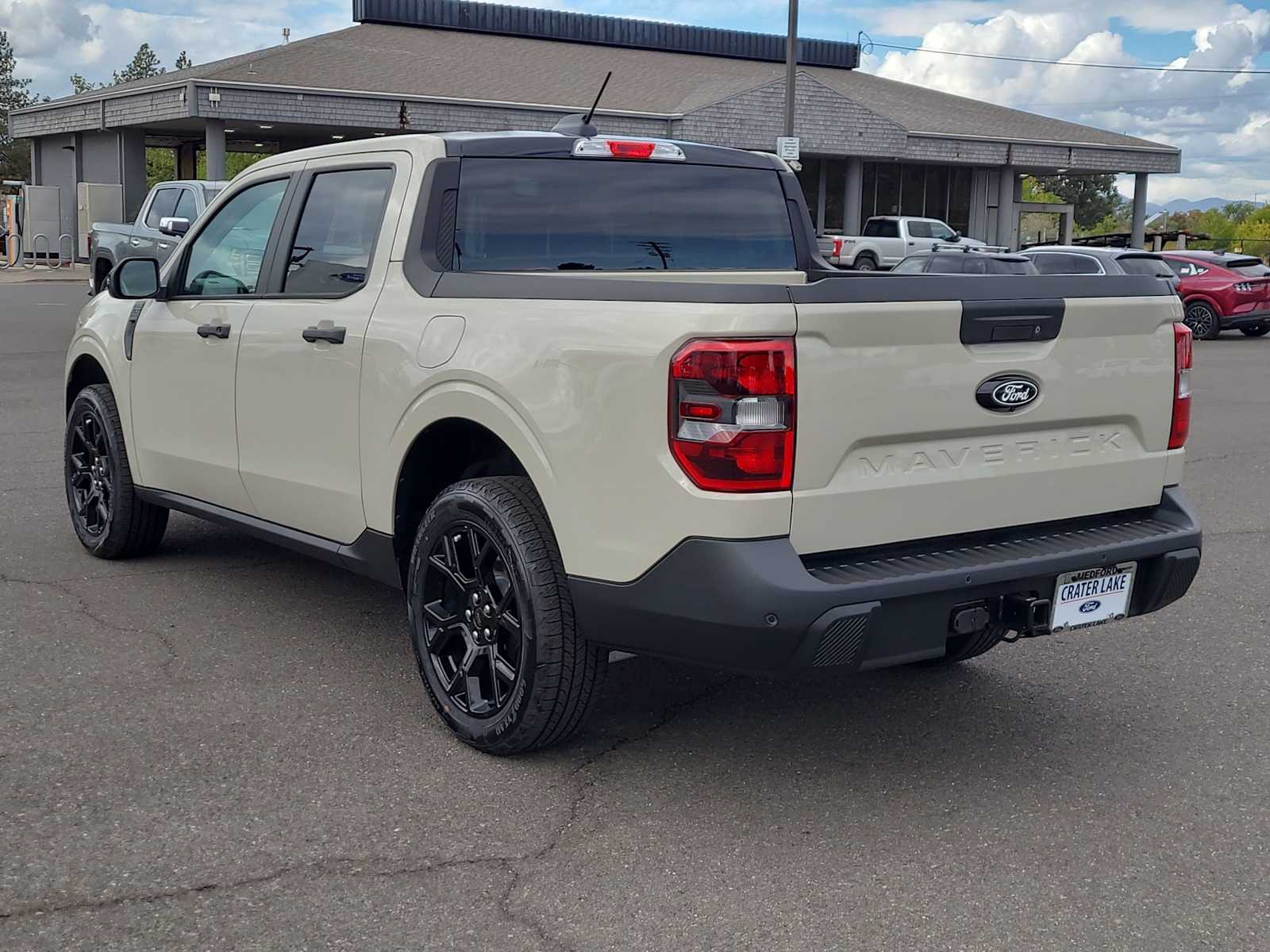 Thumbnail: 2025 Ford Maverick - 12