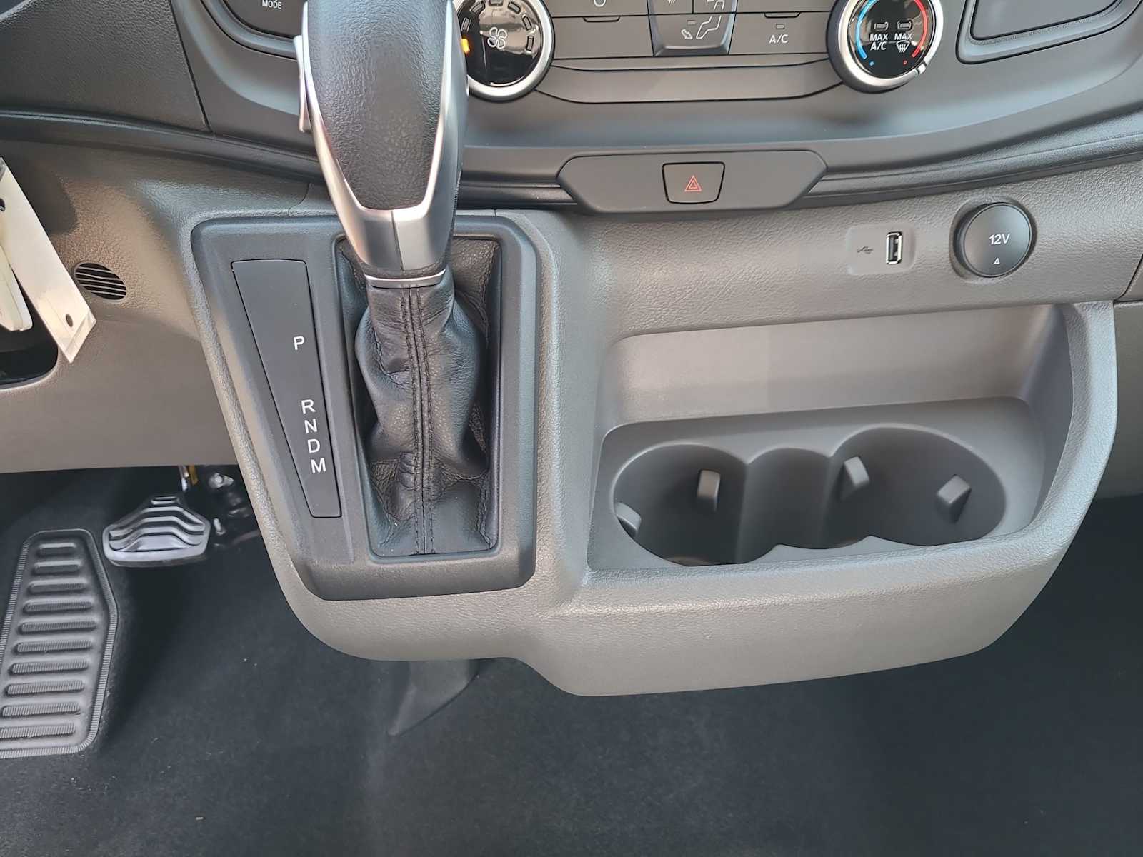 Thumbnail: 2025 Ford Transit Series - 25