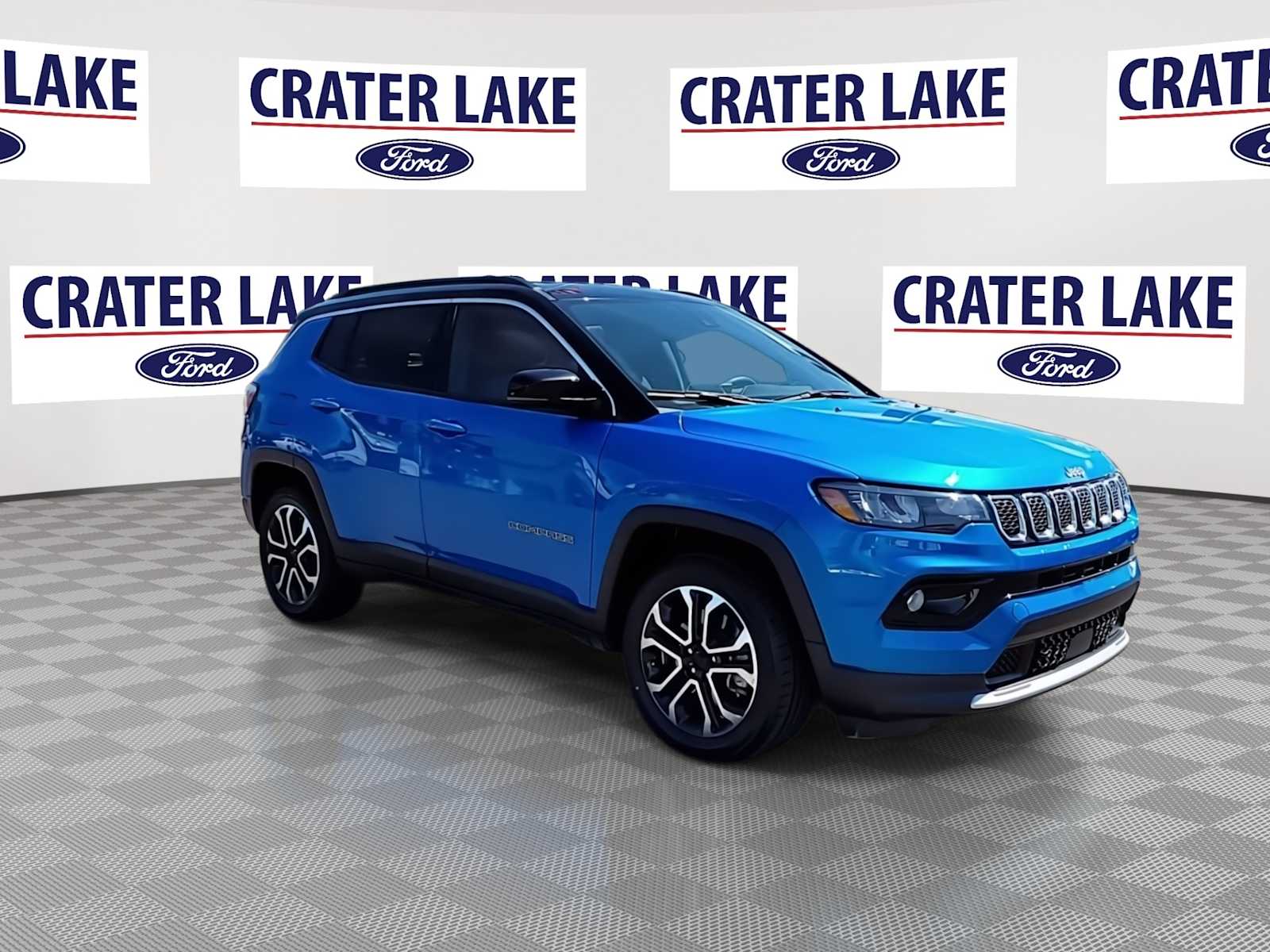 2023 Jeep Compass Limited photo 2
