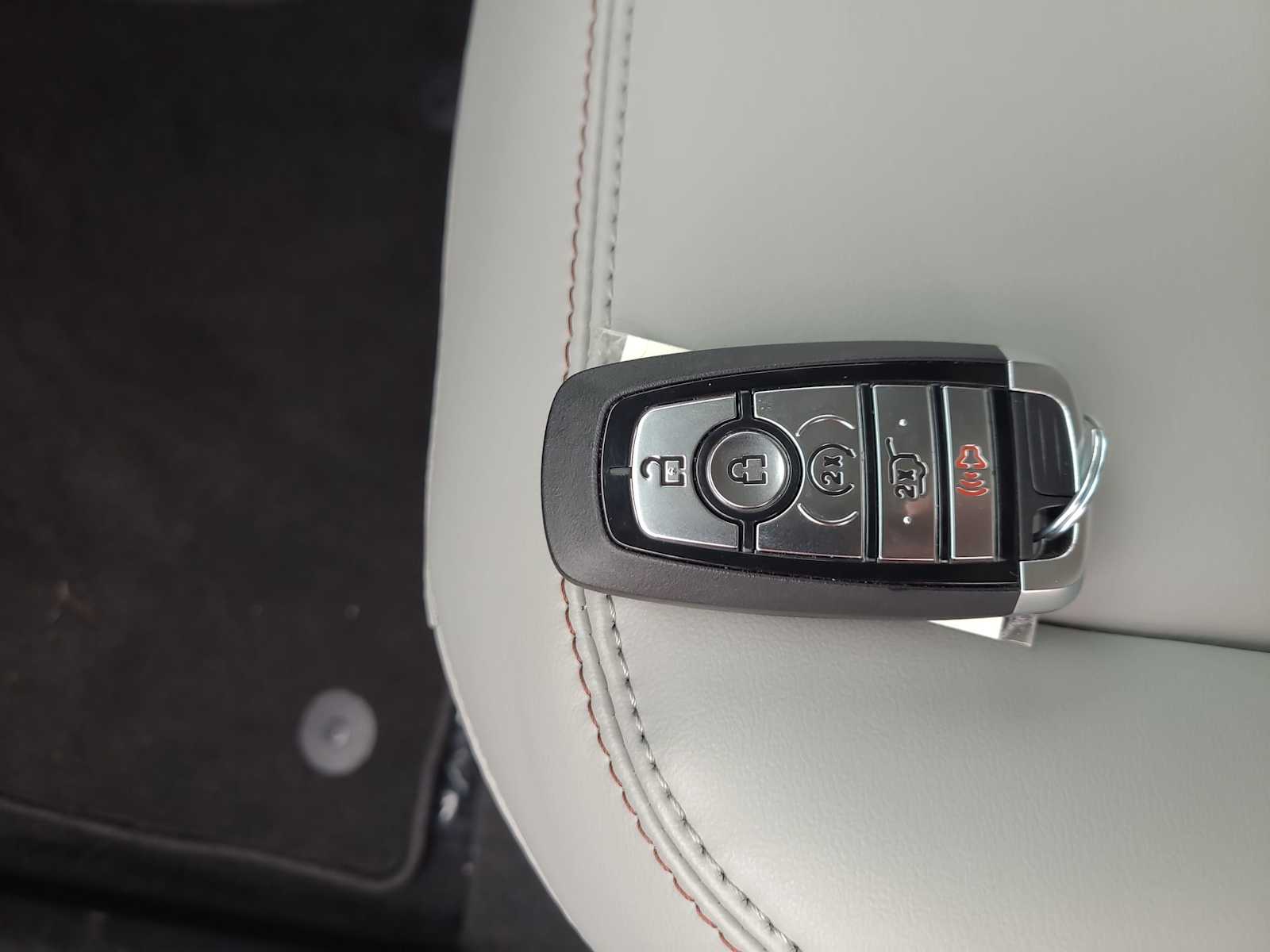 Thumbnail: 2025 Ford Explorer - 28