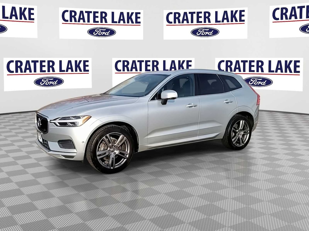 Used 2018 Volvo XC60 T5 AWD Momentum SUV