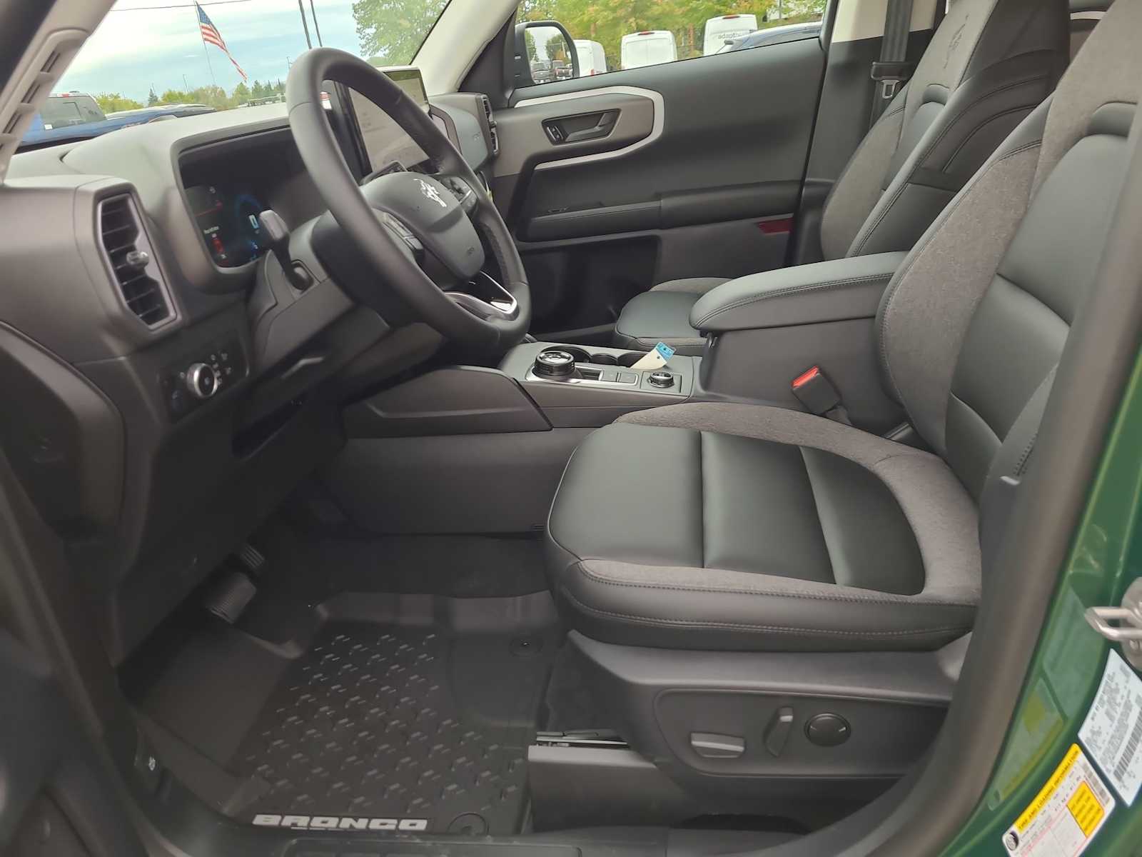 Thumbnail: 2025 Ford Bronco Sport - 19