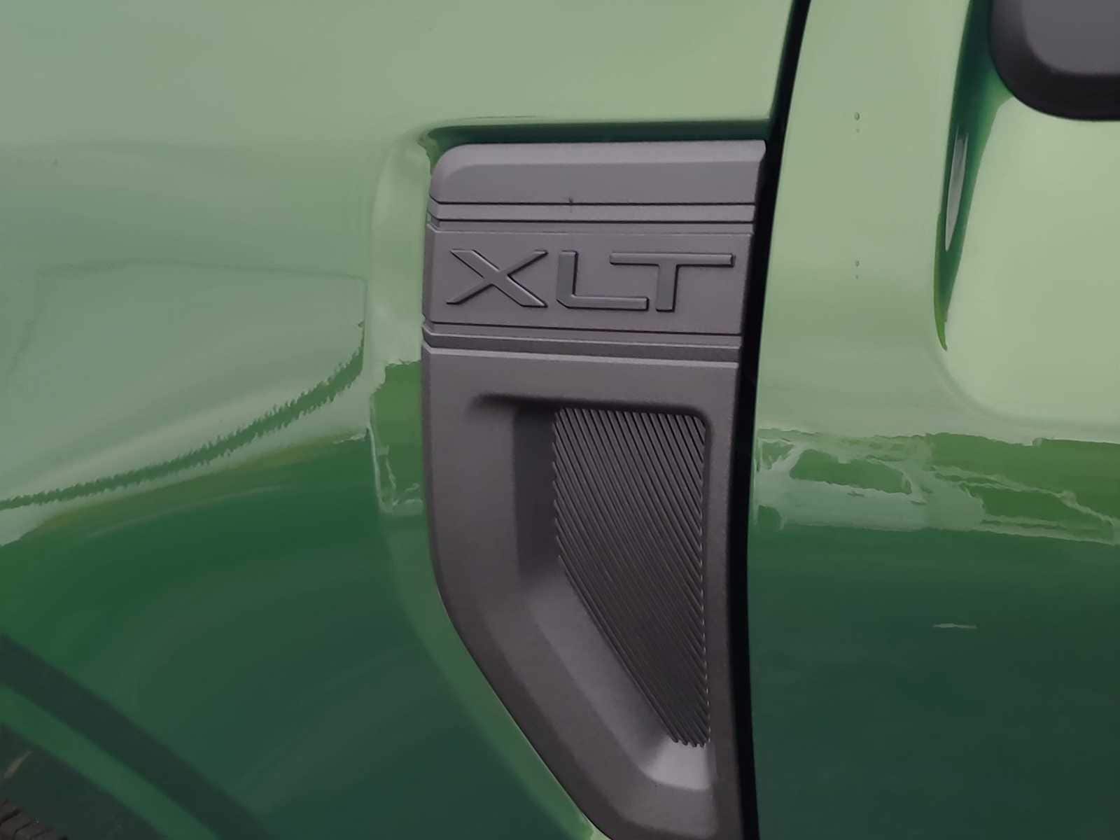 Thumbnail: 2025 Ford Maverick - 15