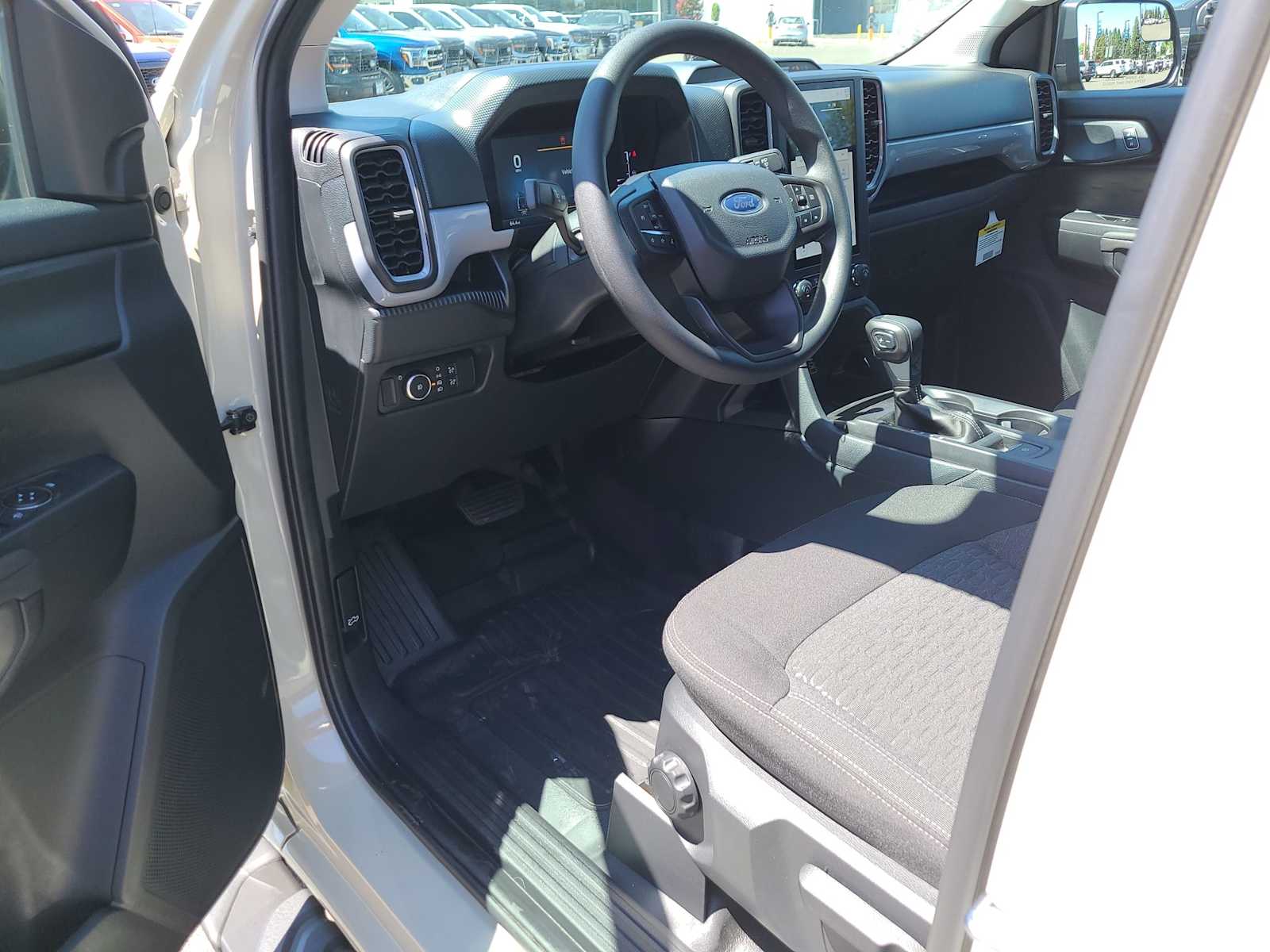 Thumbnail: 2025 Ford Ranger - 10