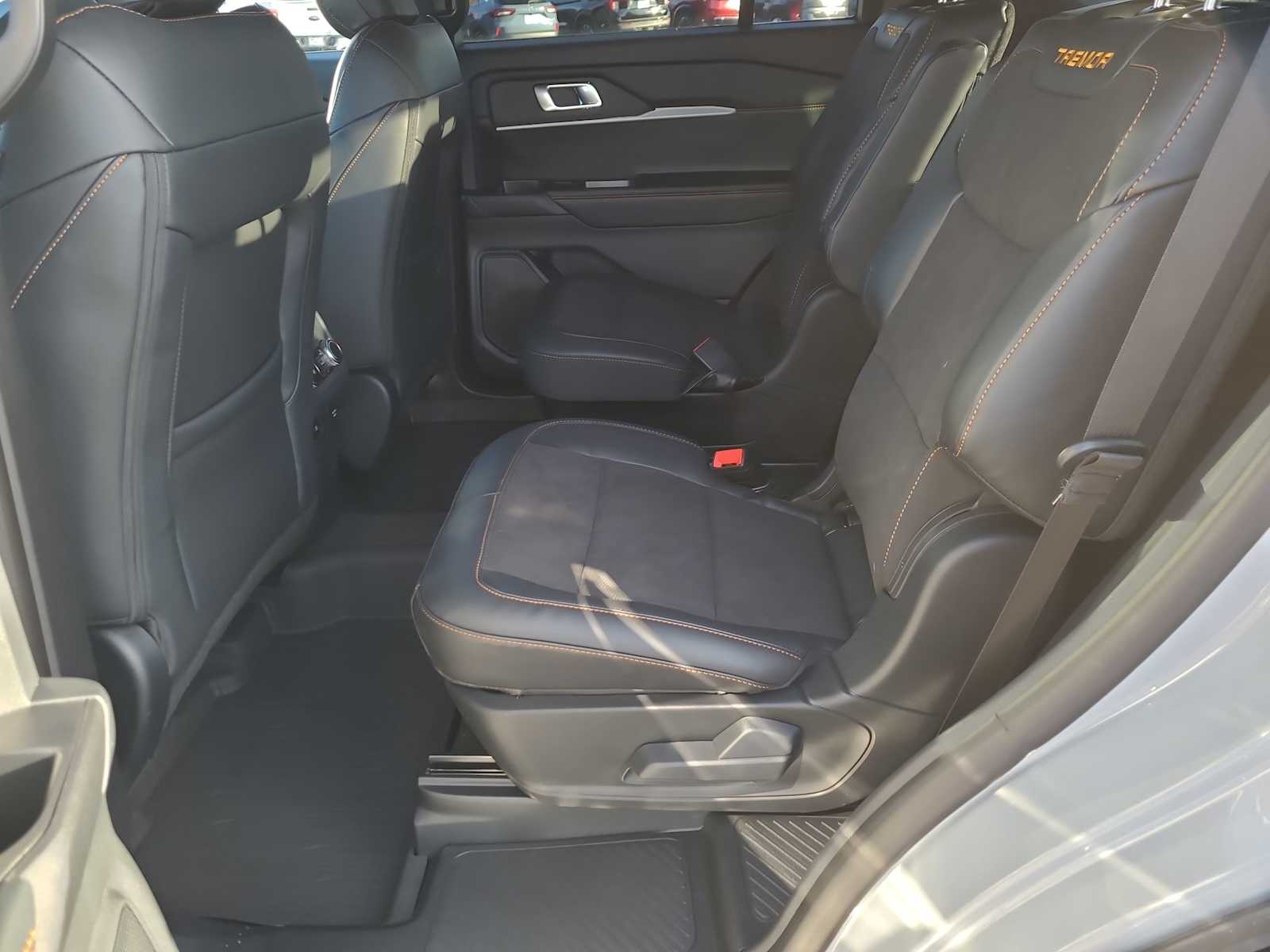 Thumbnail: 2026 Ford Explorer - 21