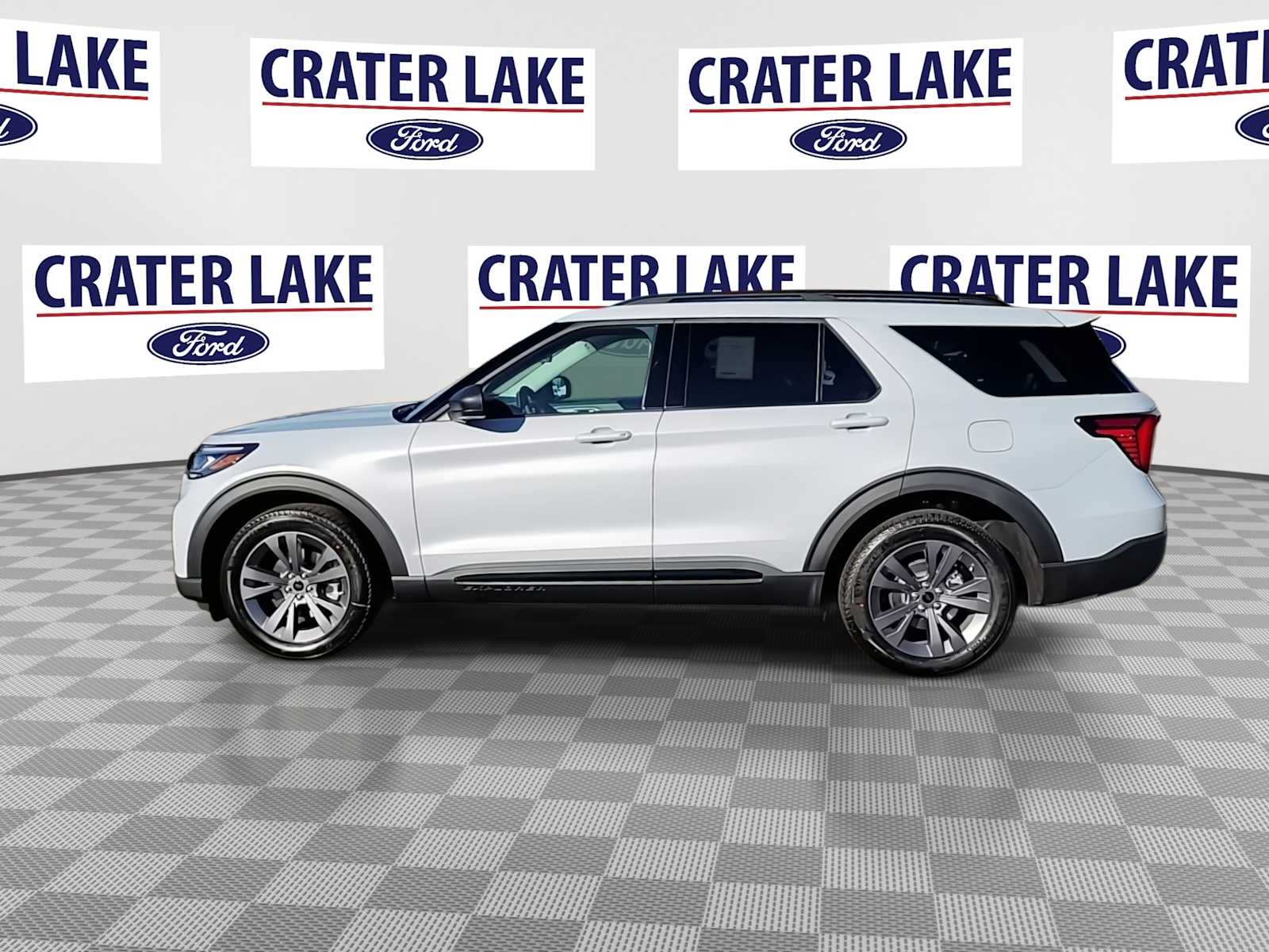 Thumbnail: 2026 Ford Explorer - 5