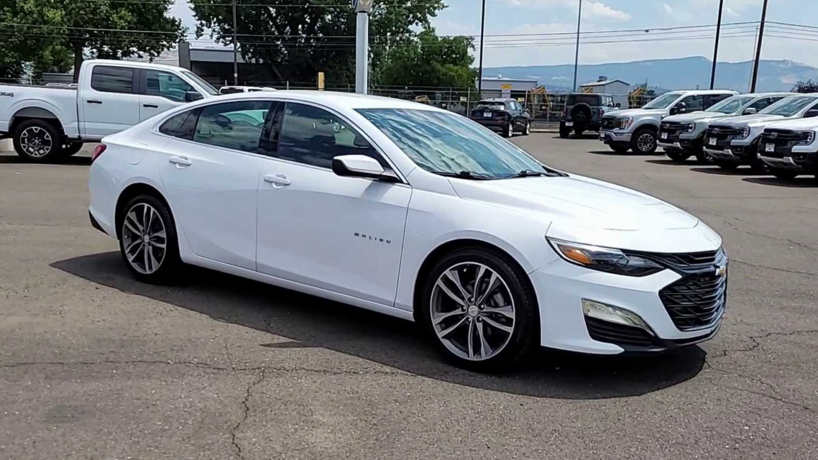 Used 2021 Chevrolet Malibu 1LT with VIN 1G1ZD5STXMF076689 for sale in Medford, OR